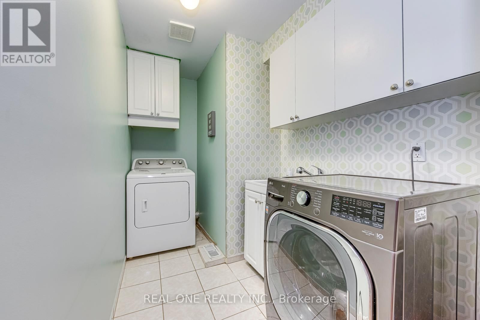 6 - 2250 ROCKINGHAM DRIVE Image 34