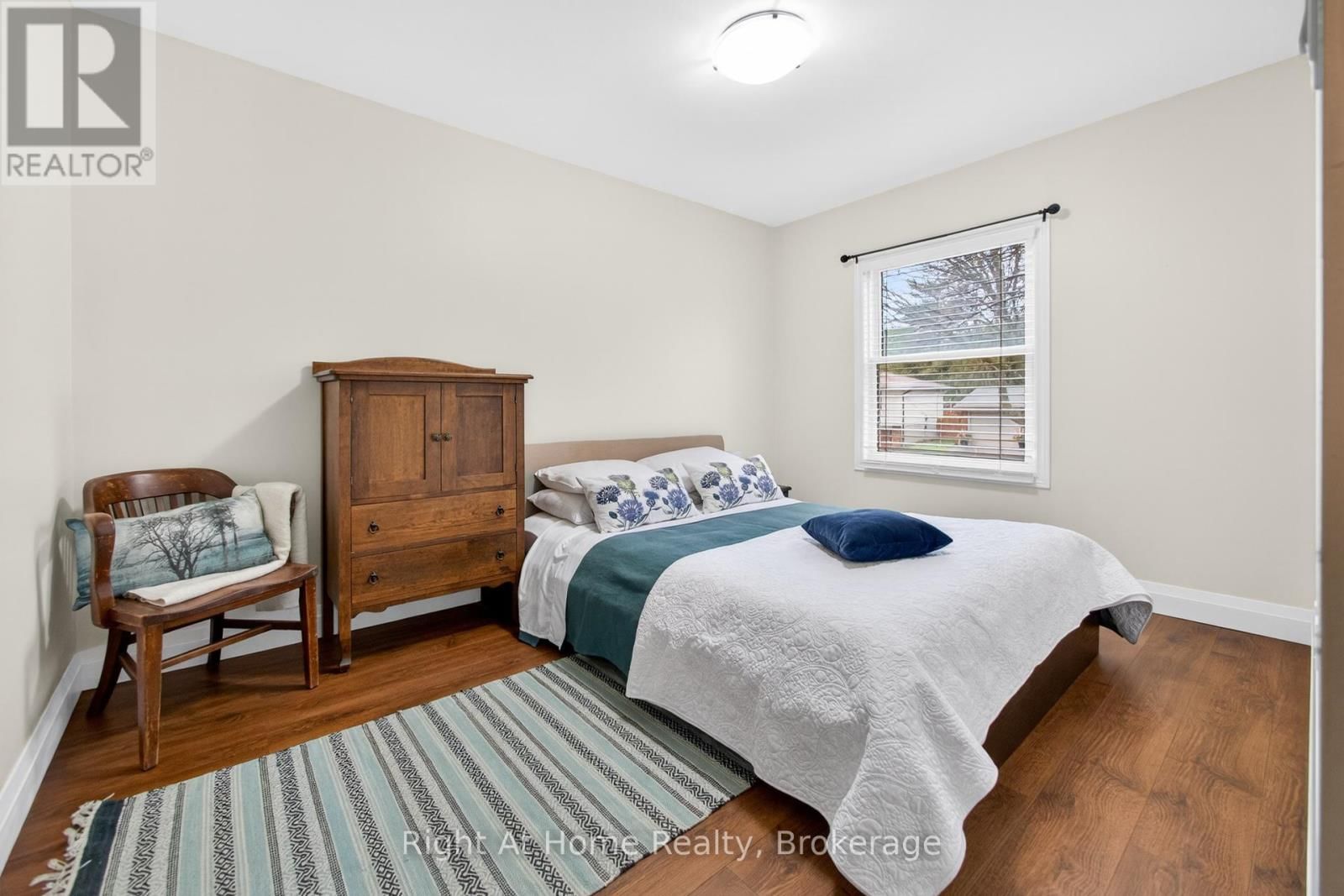 5224 VERHOEVEN ROAD Image 18