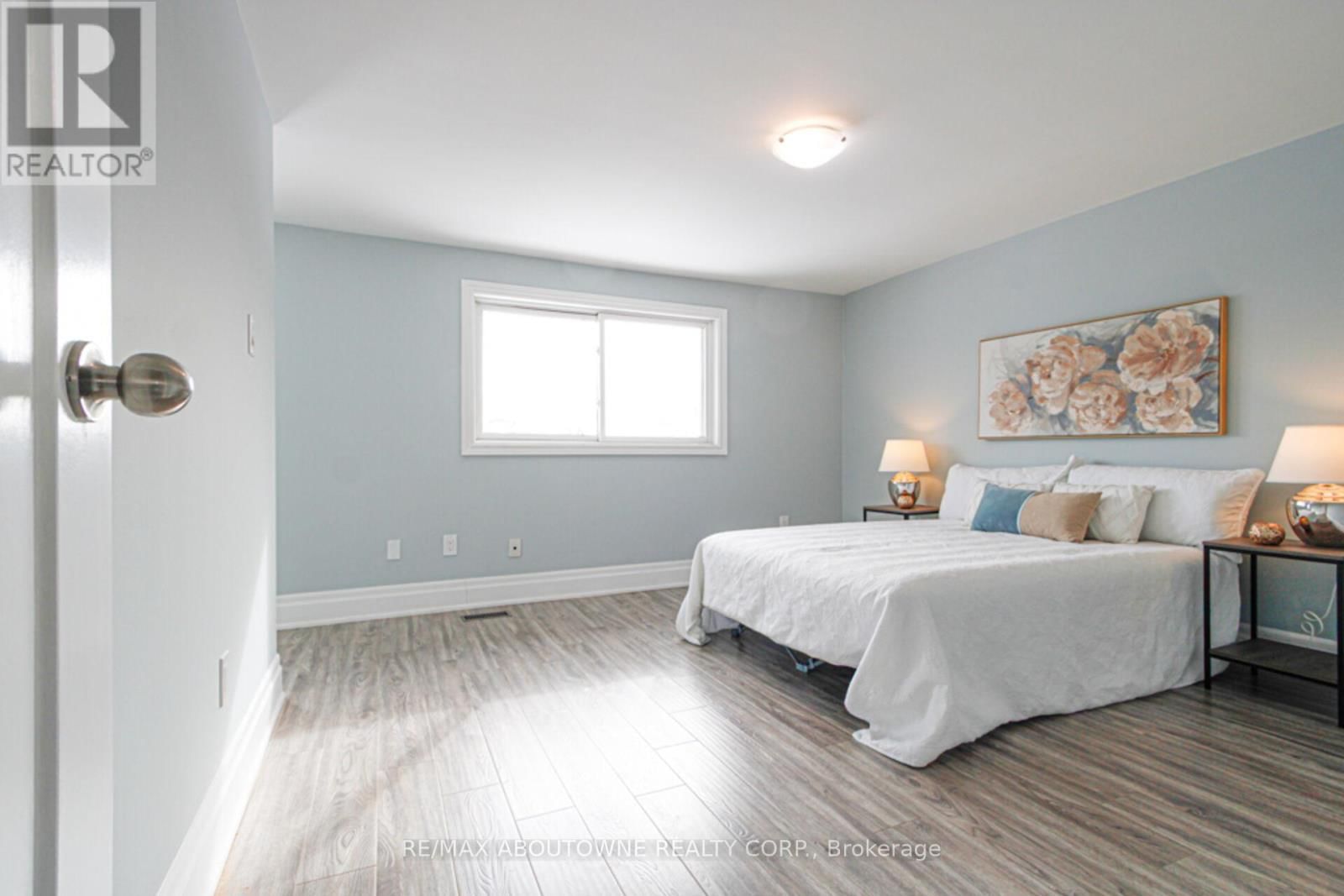 41 - 1532 LANCASTER DRIVE Image 17