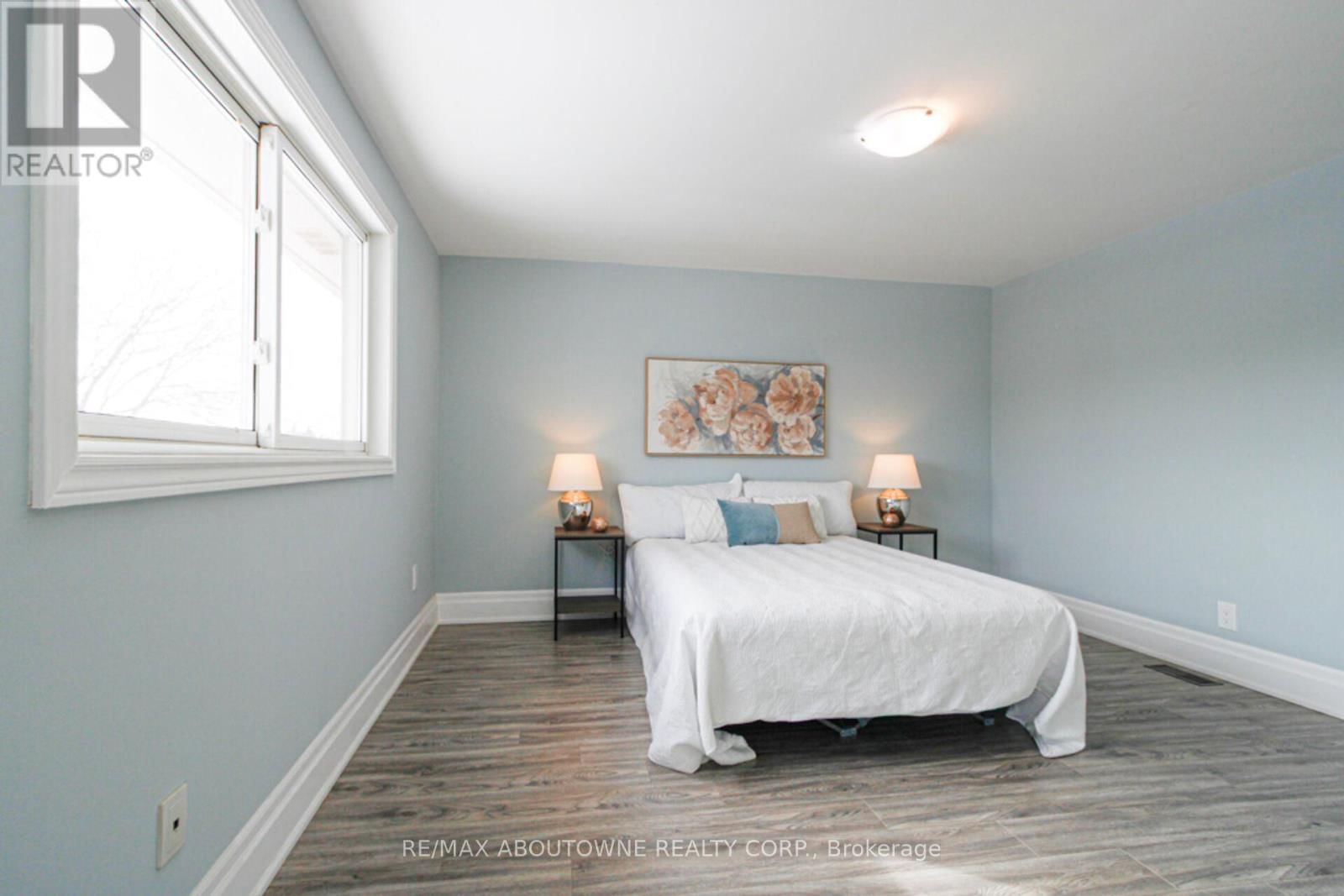 41 - 1532 LANCASTER DRIVE Image 19