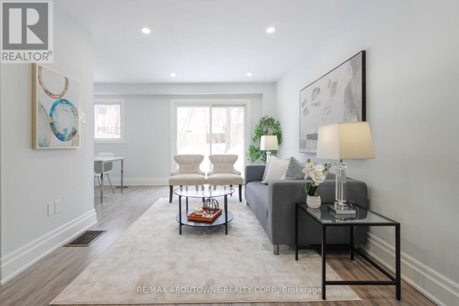 41 - 1532 LANCASTER DRIVE Image 9