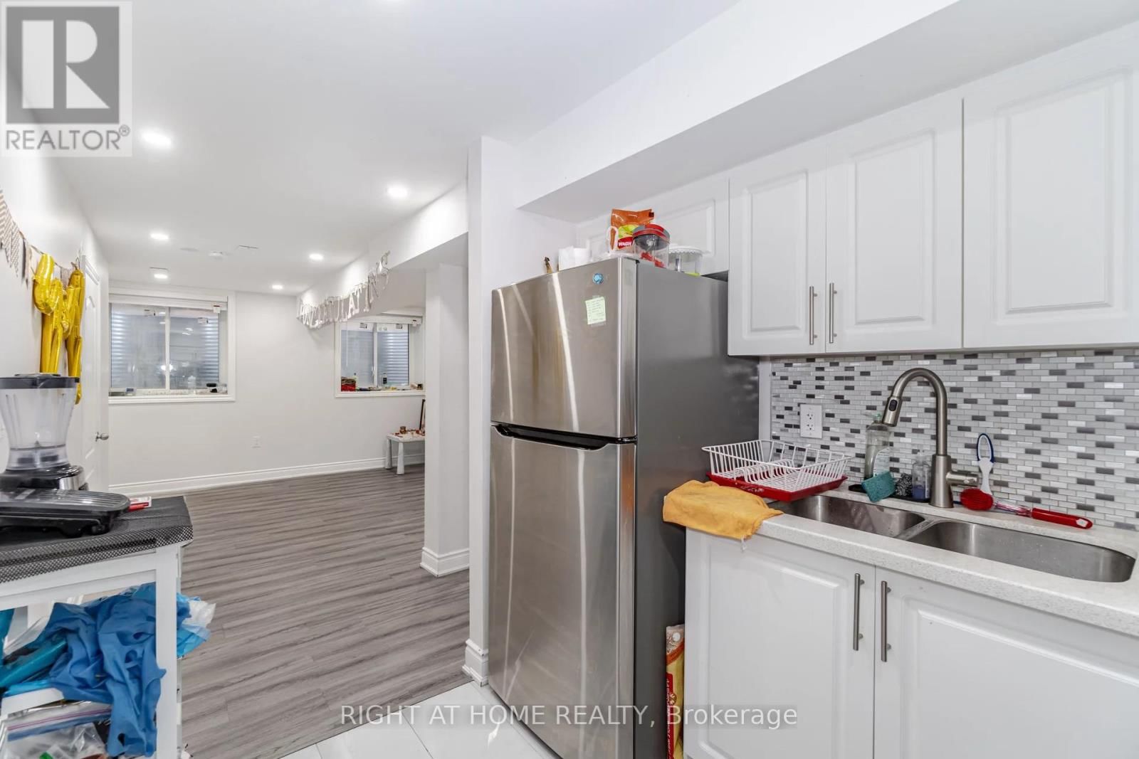 Lower - 1356 BASSWOOD CRESCENT Image 9