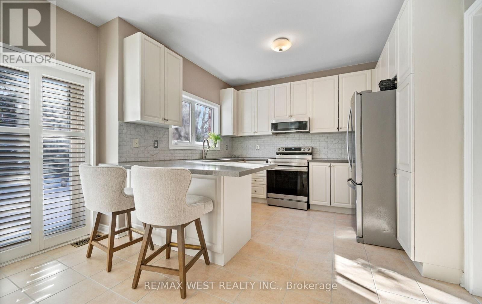 3374 ARTESIAN DRIVE Image 15