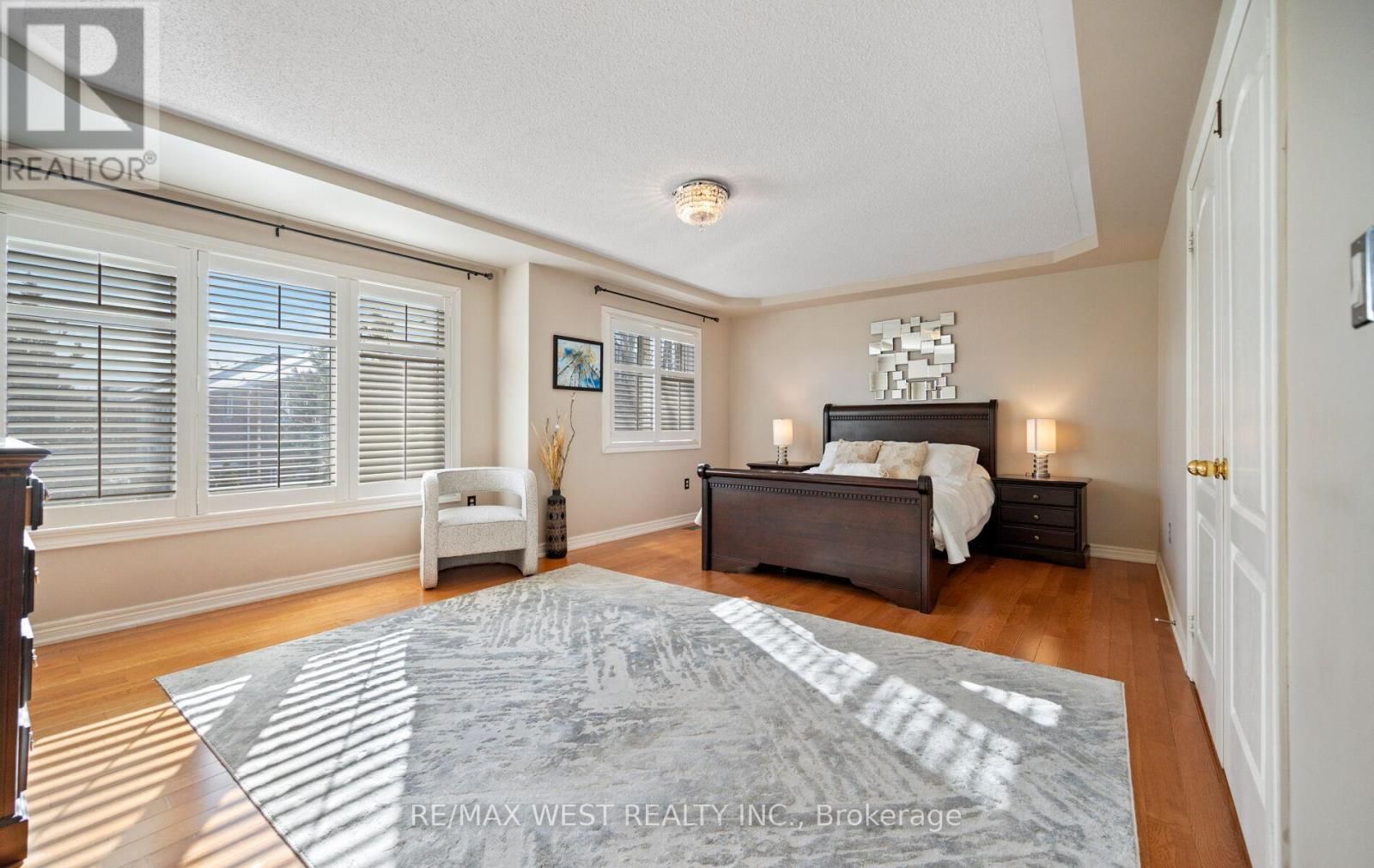 3374 ARTESIAN DRIVE Image 32