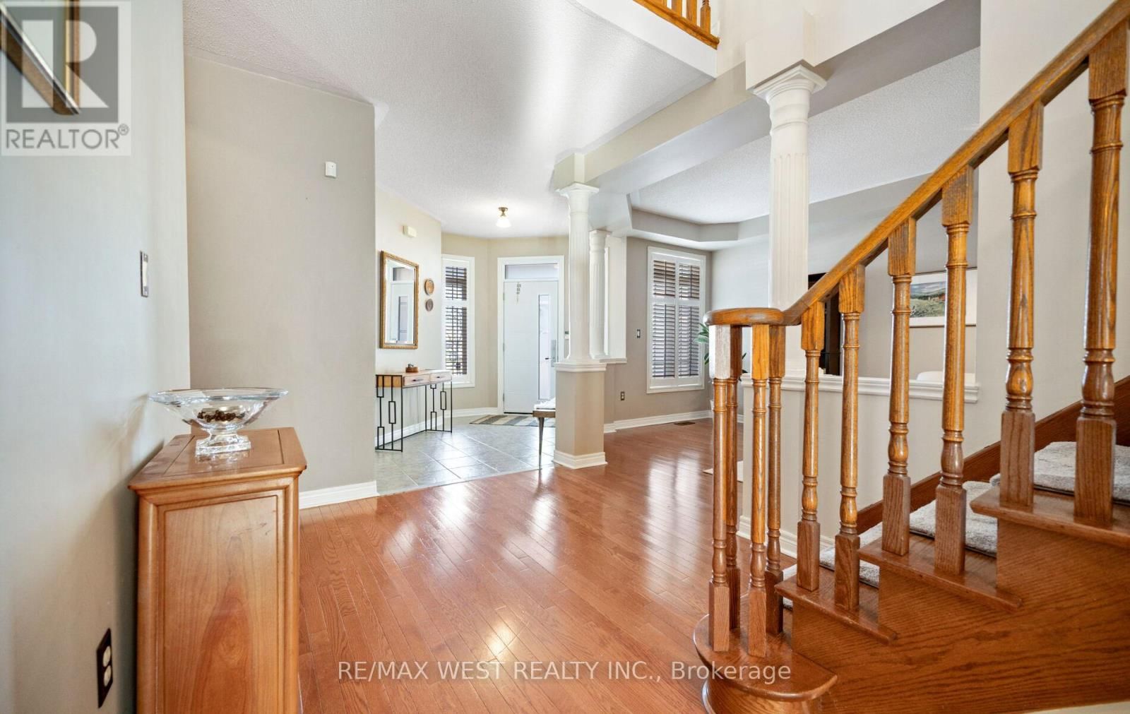 3374 ARTESIAN DRIVE Image 9