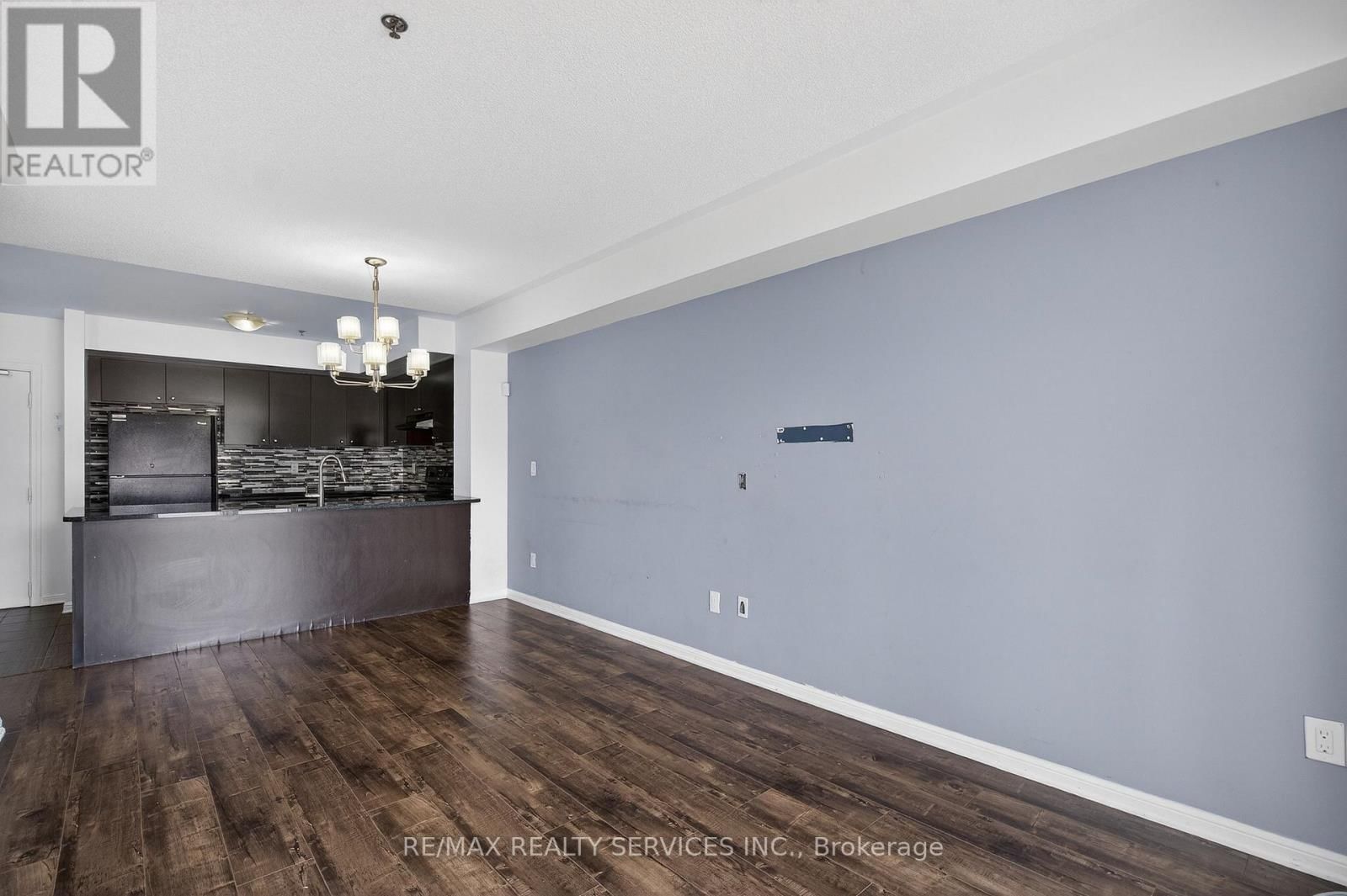 301 - 70 BAYCLIFFE CRESCENT Image 29