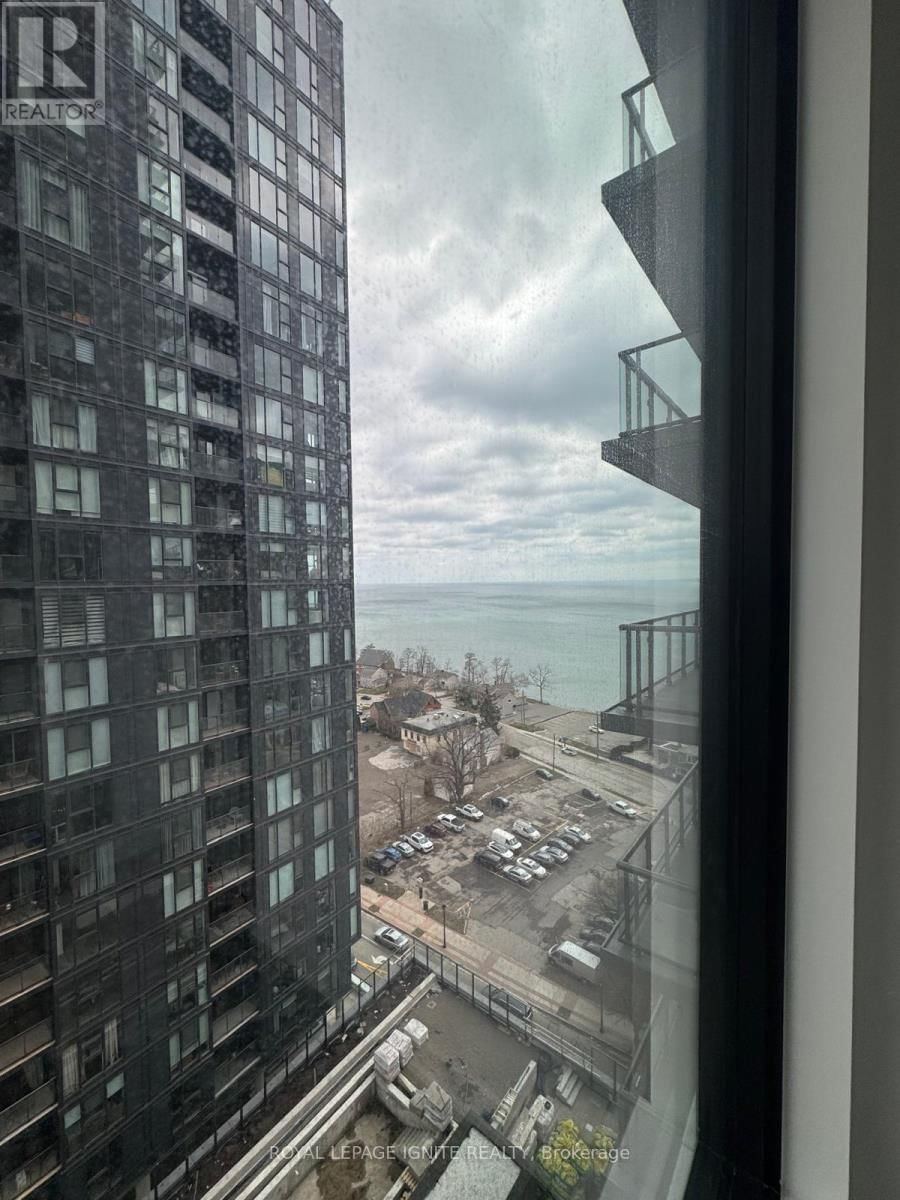 1302 - 2075 LAKESHORE ROAD Image 14