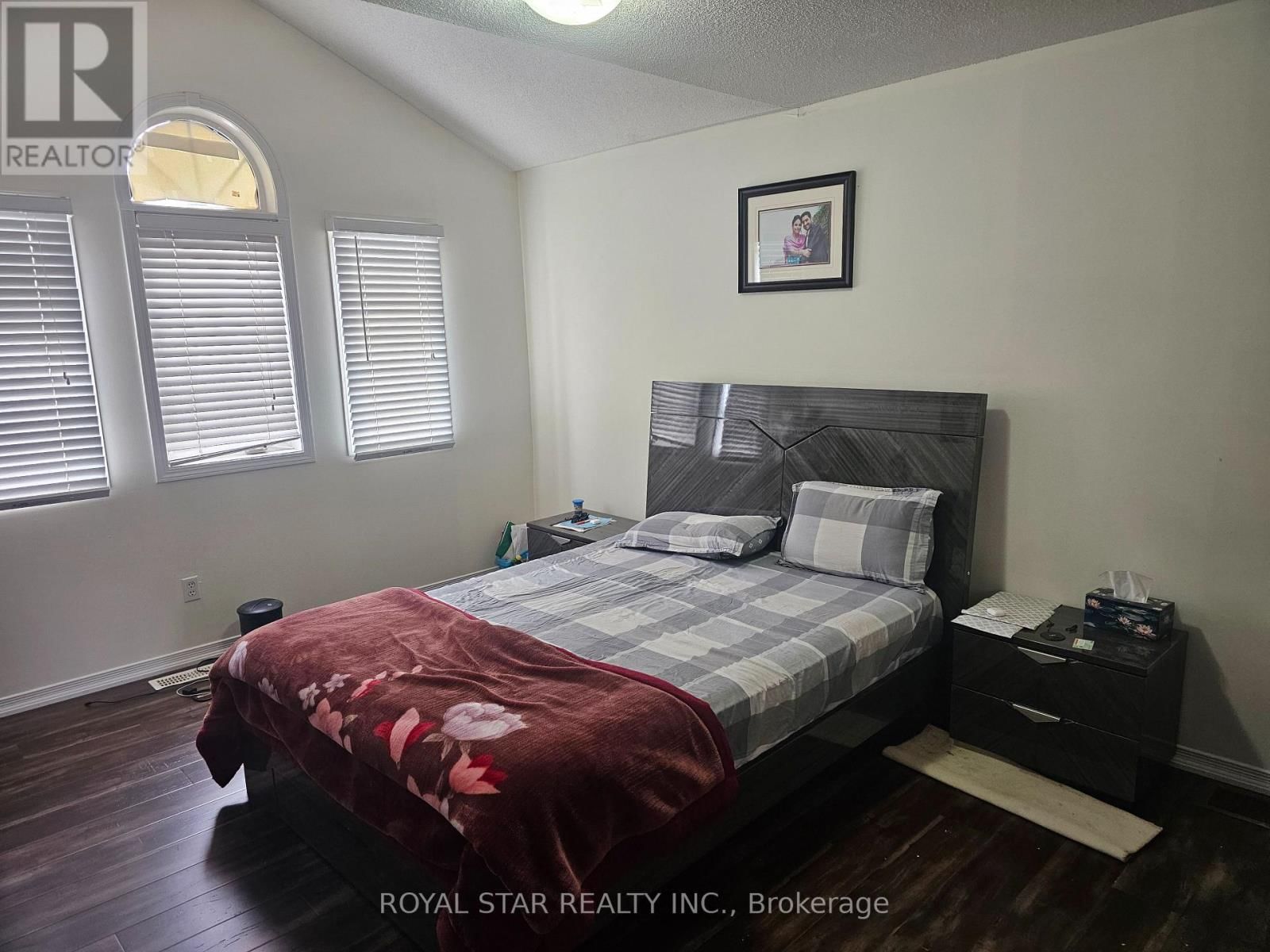 33 COPPERMILL DRIVE Image 8