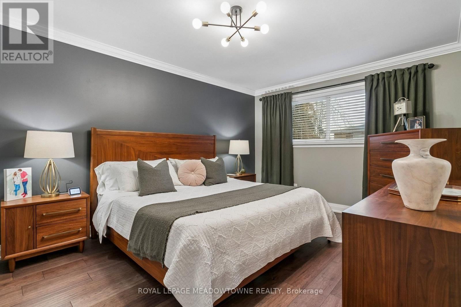 1990 SILVERBERRY CRESCENT SOUTH Image 28