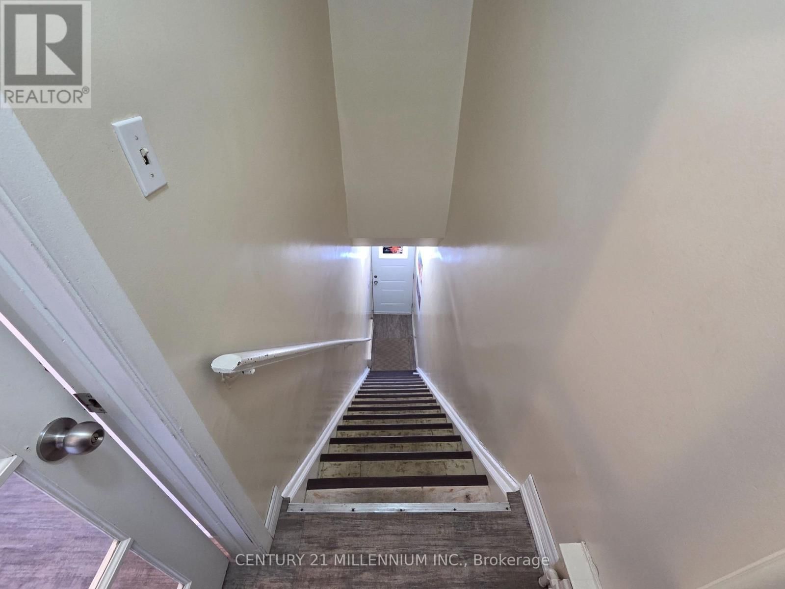 B - 2479 LAKE SHORE BOULEVARD WEST Image 10