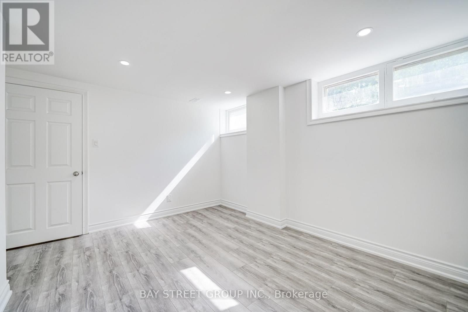 88 MILLER ROAD Image 36