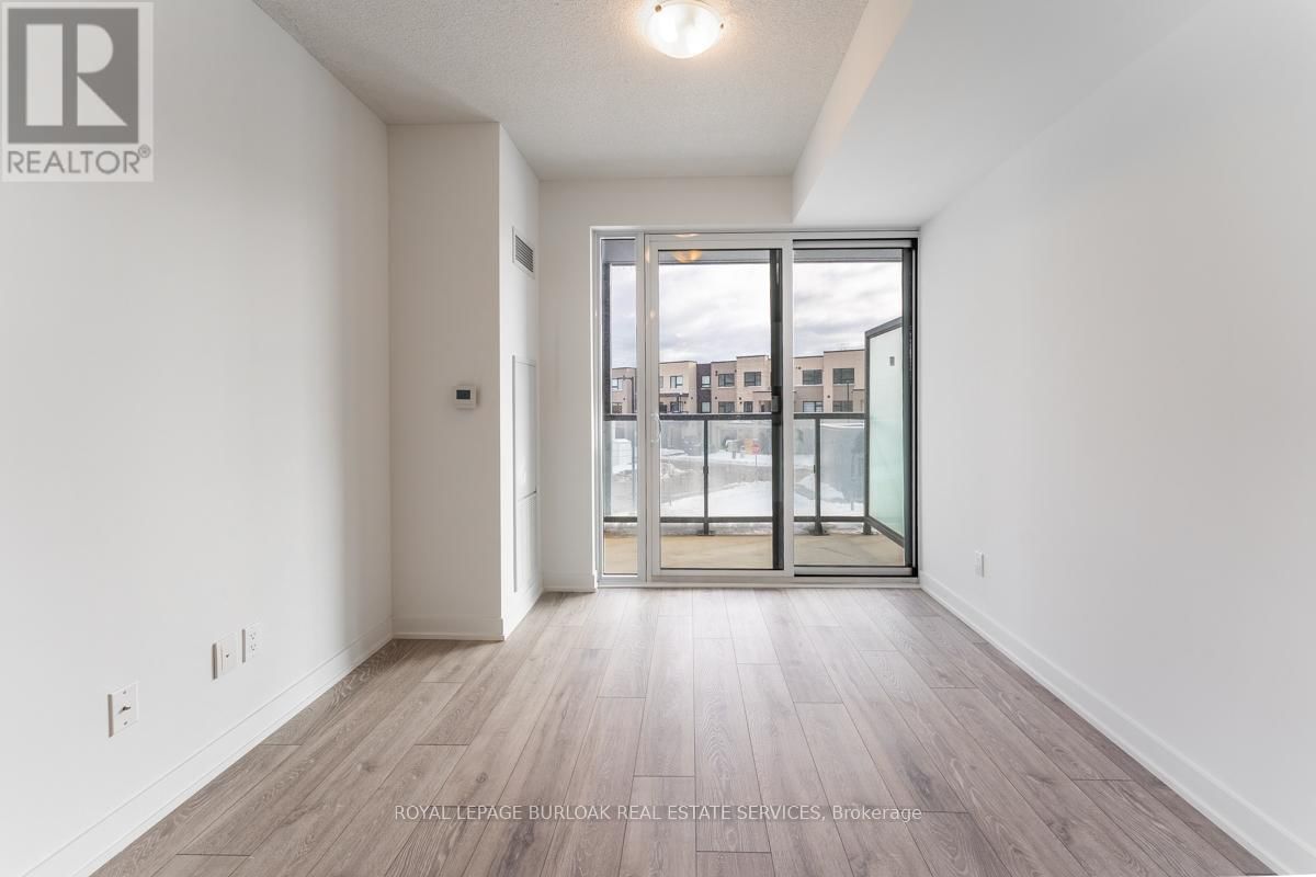 A201 - 3210 DAKOTA COMMON Image 8