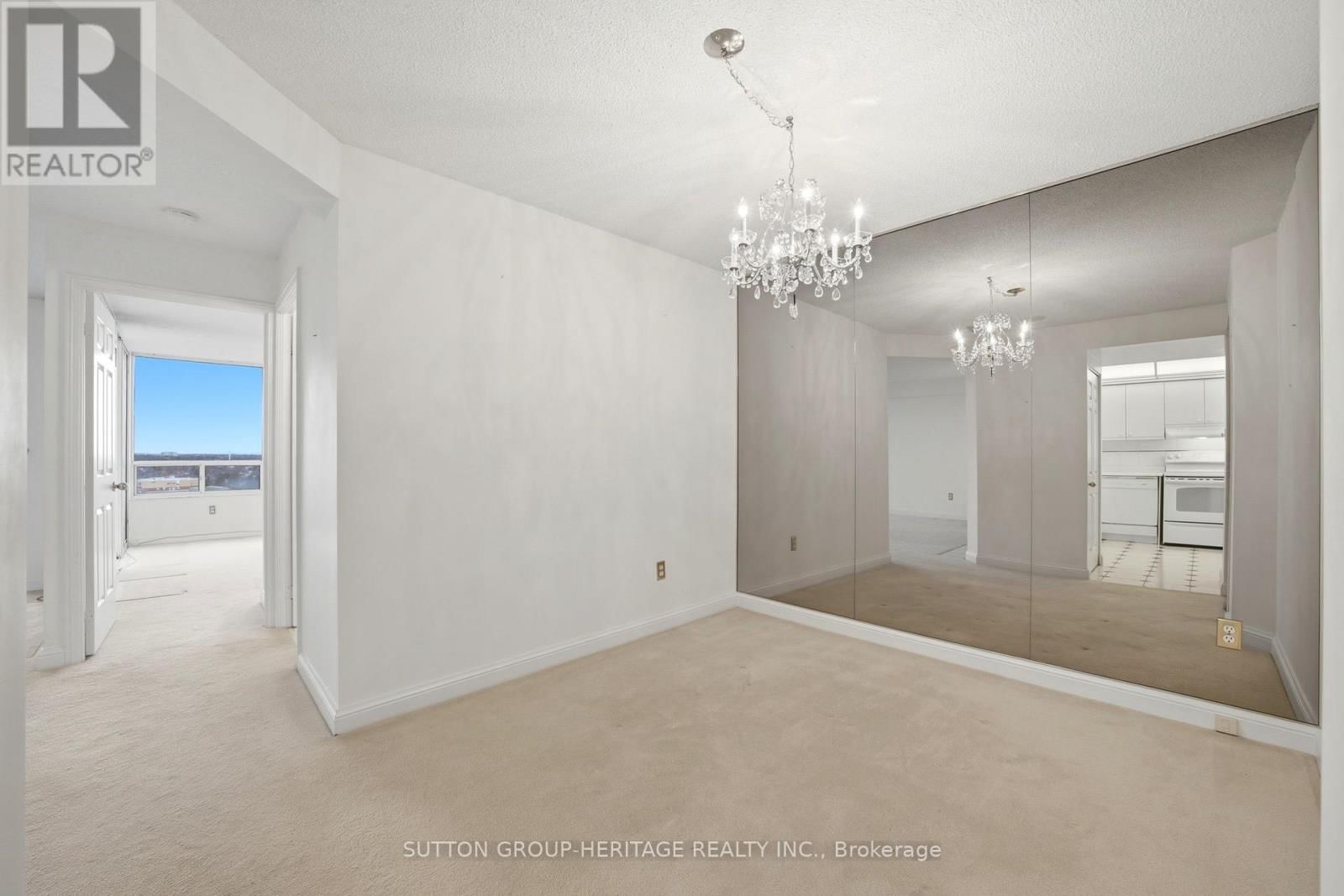 1405 - 24 HANOVER ROAD Image 5