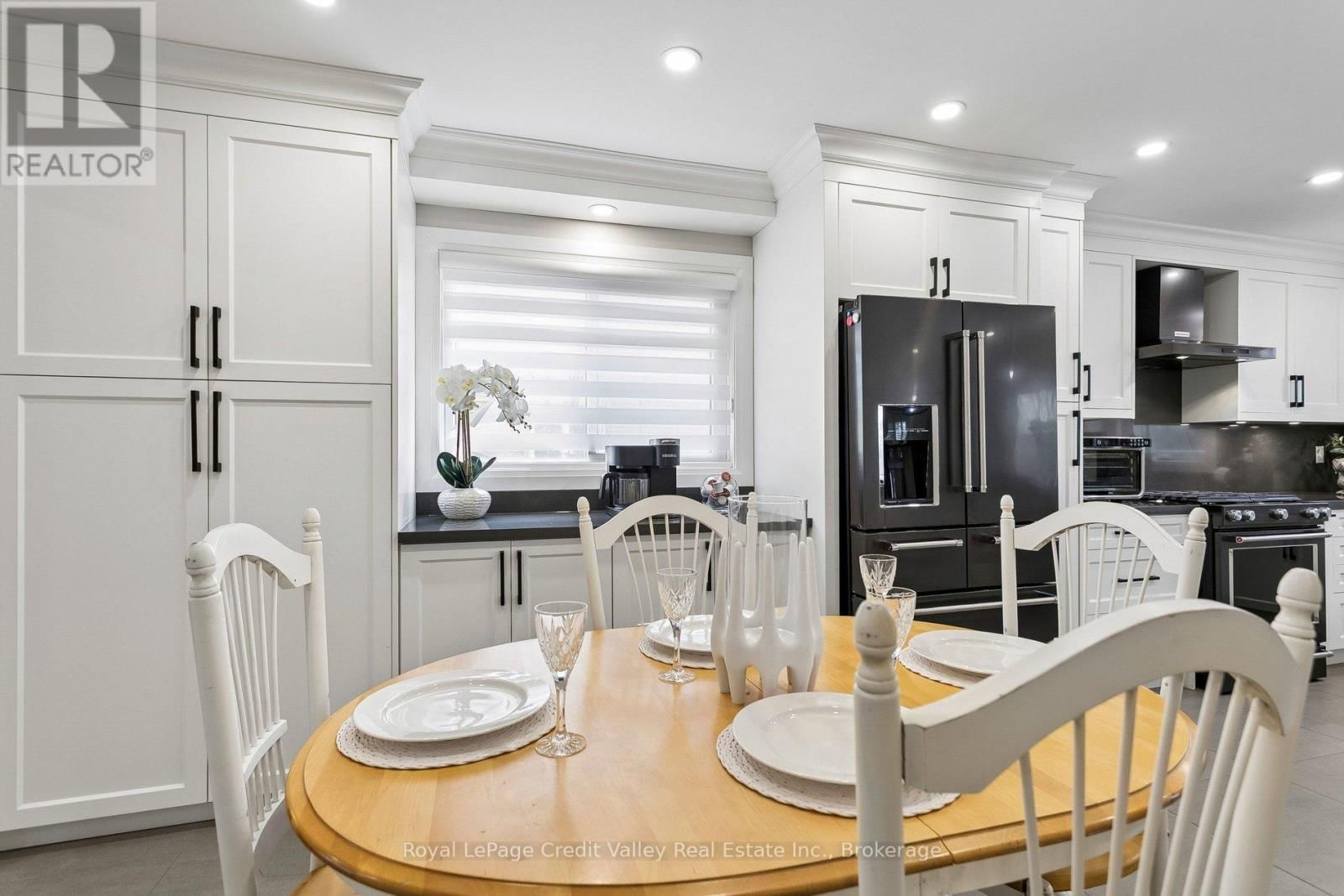 84 VALONIA DRIVE Image 9