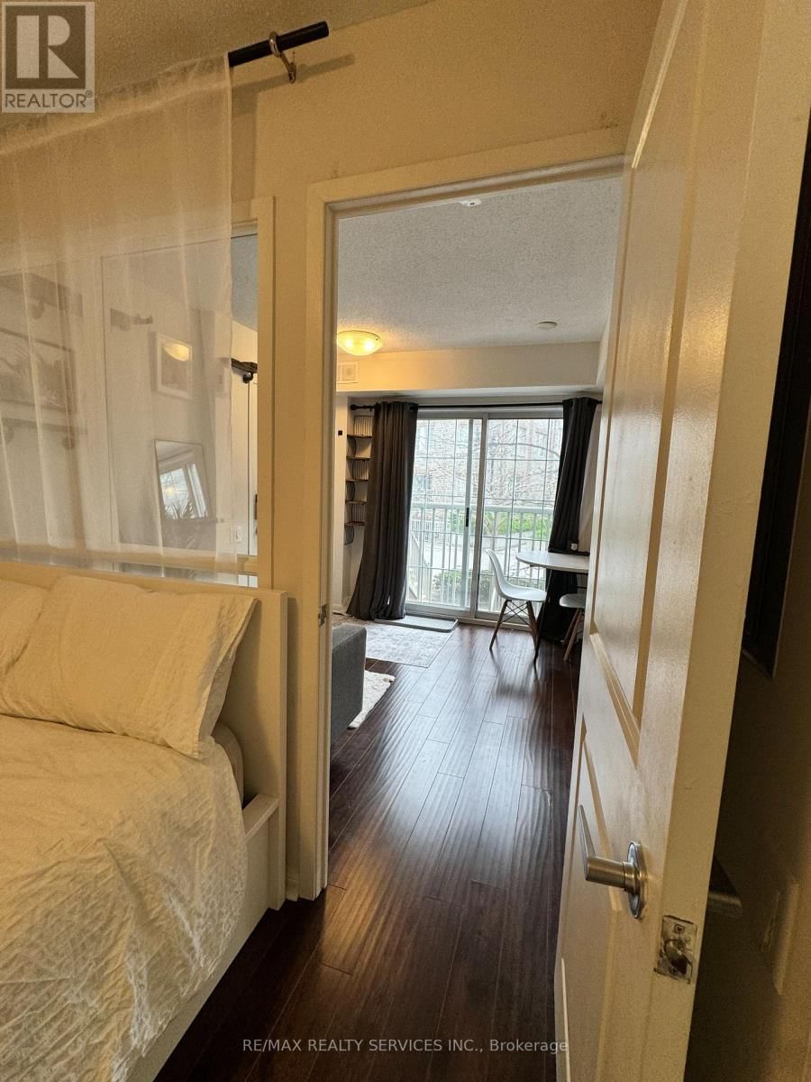 94 - 9 WINDERMERE AVENUE Image 15