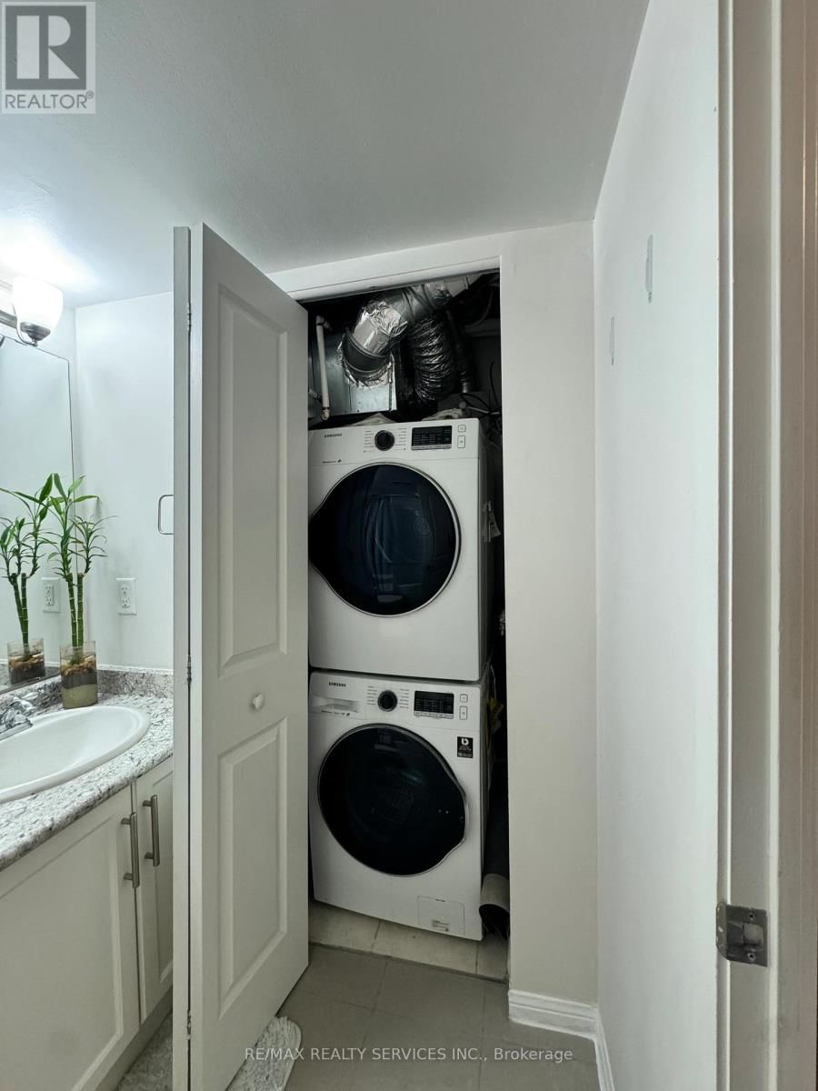 94 - 9 WINDERMERE AVENUE Image 8