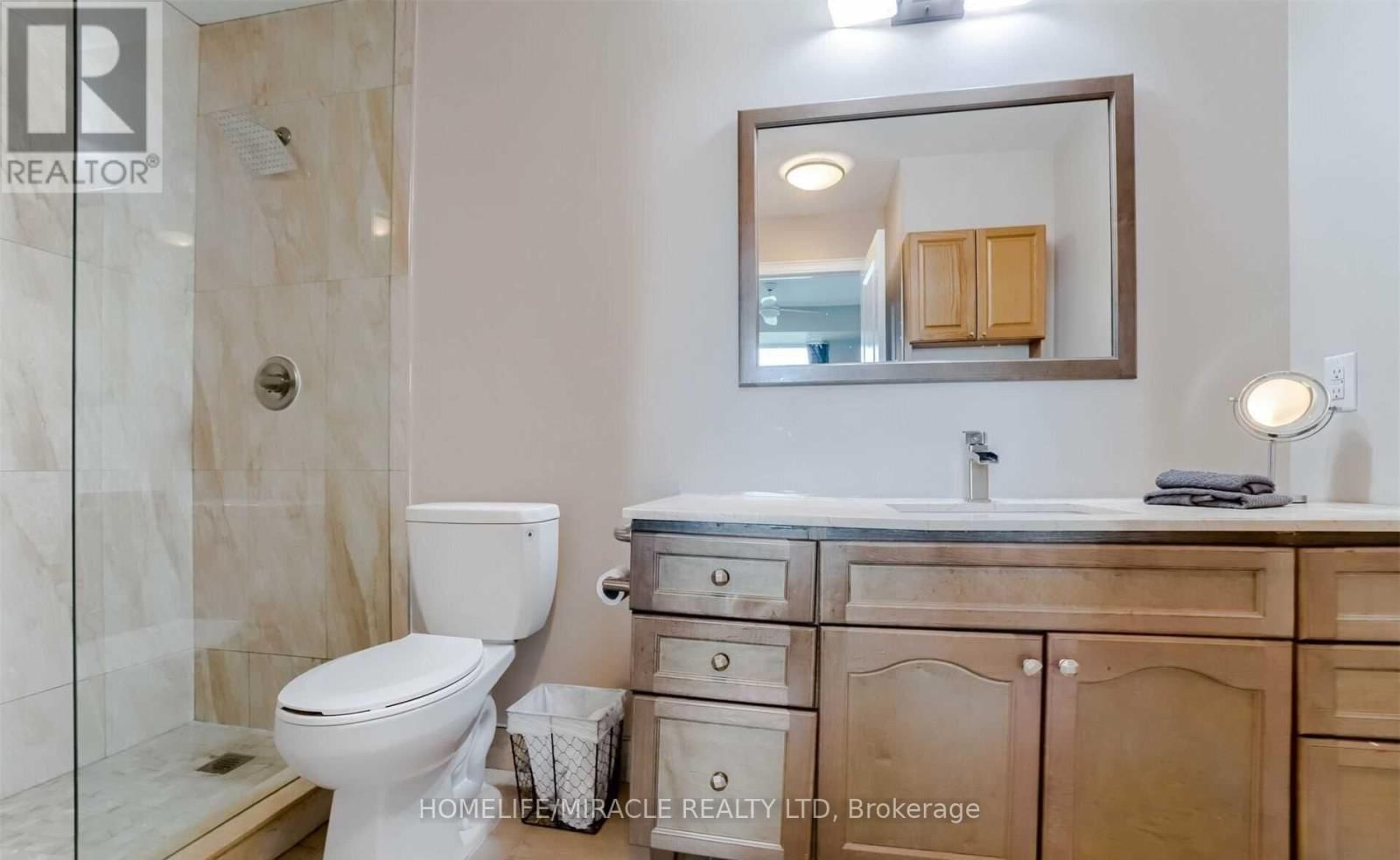 1002 - 100 JOHN STREET Image 17