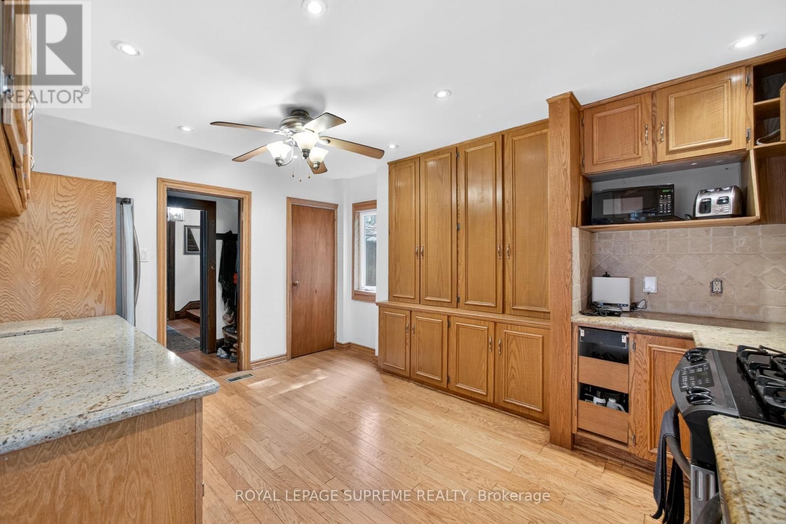 10 KING STREET CRESCENT Image 25