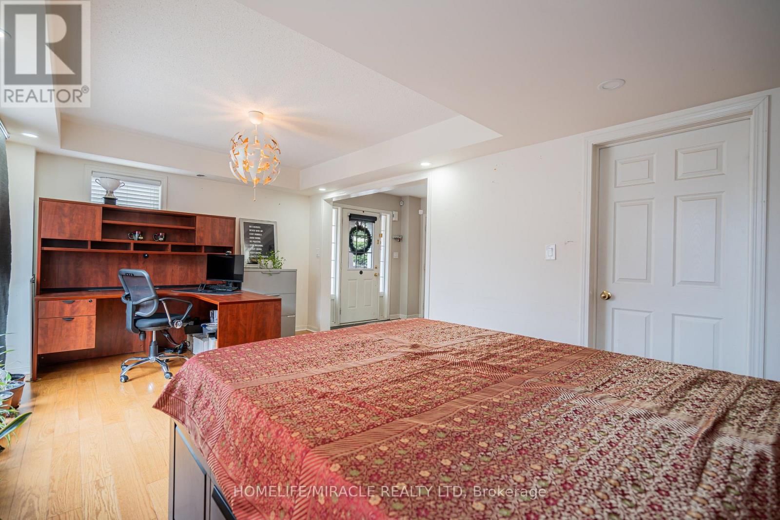 102 DECKER HOLLOW CIRCLE Image 18