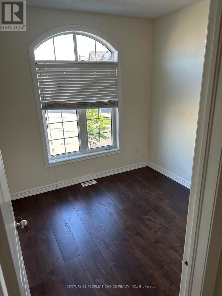 206 FRUITVALE CIRCLE Image 14