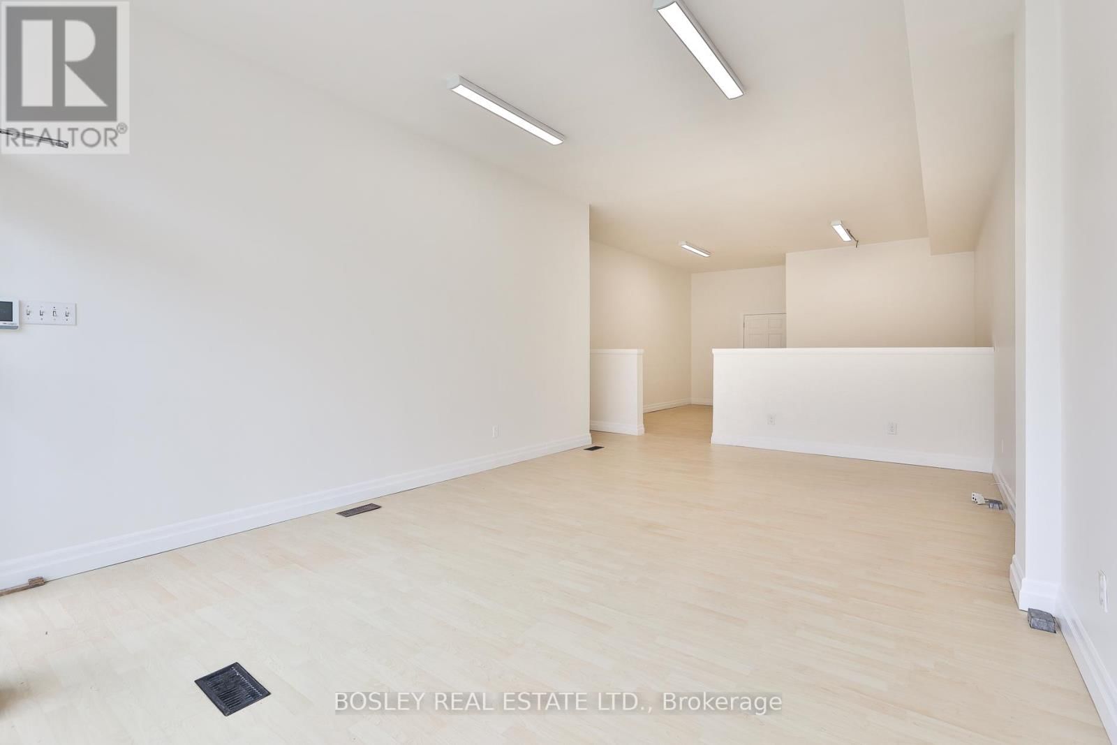 1674 ST CLAIR AVENUE WEST Image 6