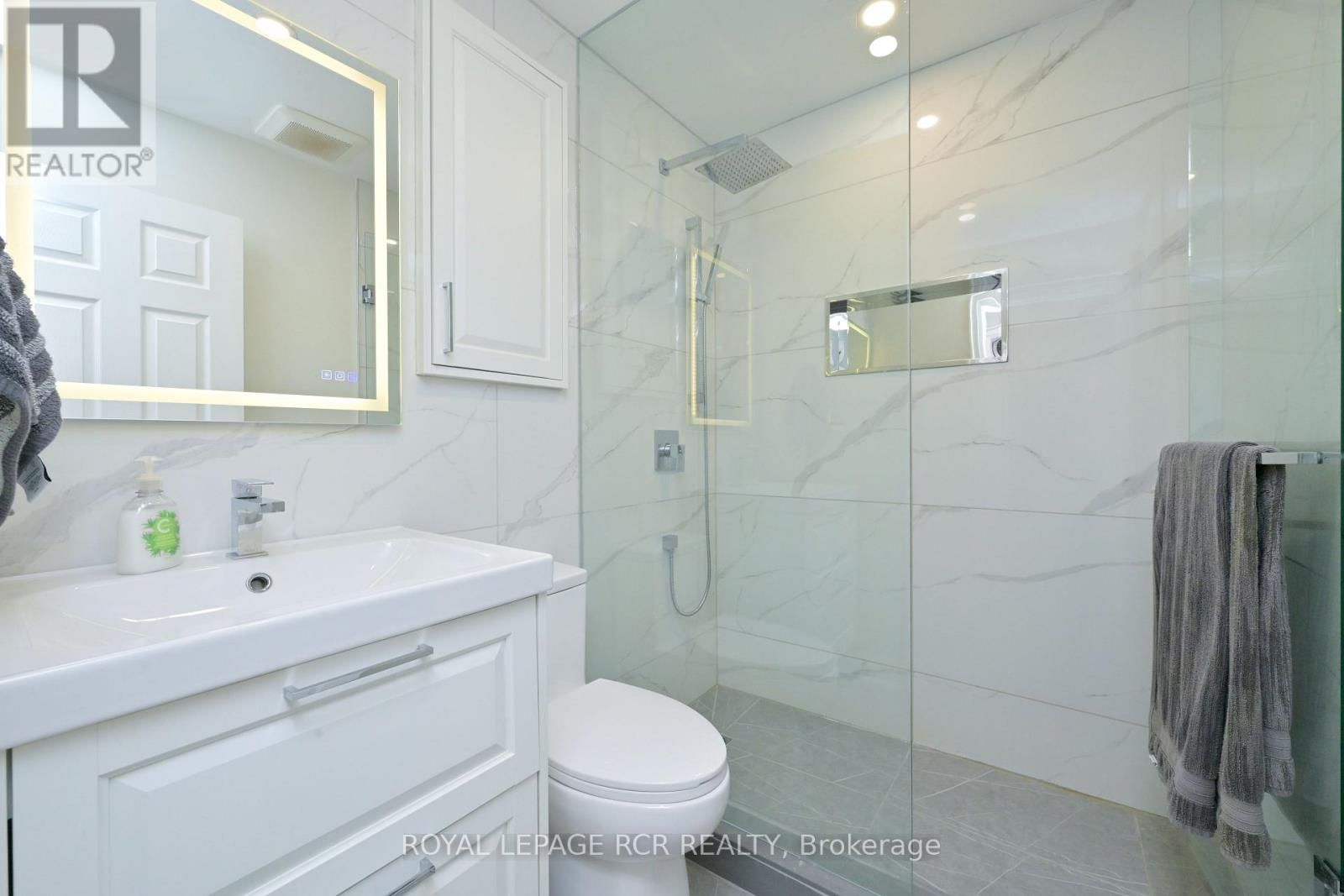 14 GOLDGATE CRESCENT Image 19