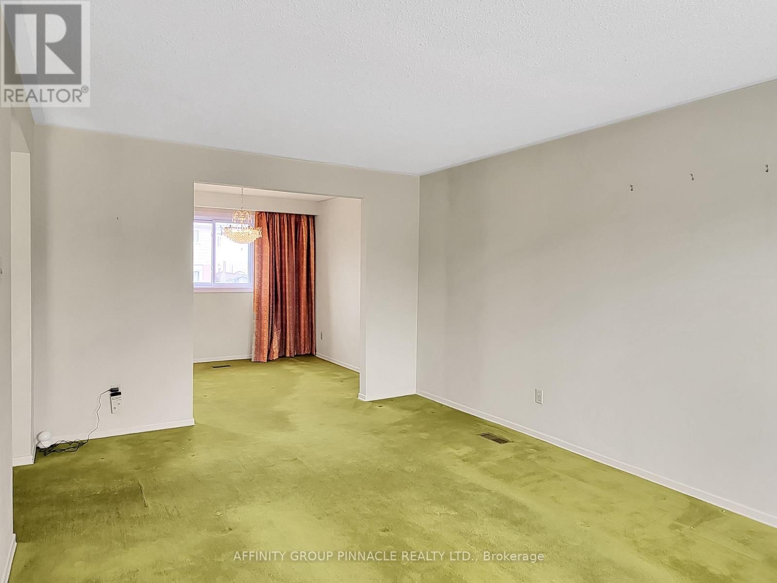 2338 DOROTHEA COURT Image 10