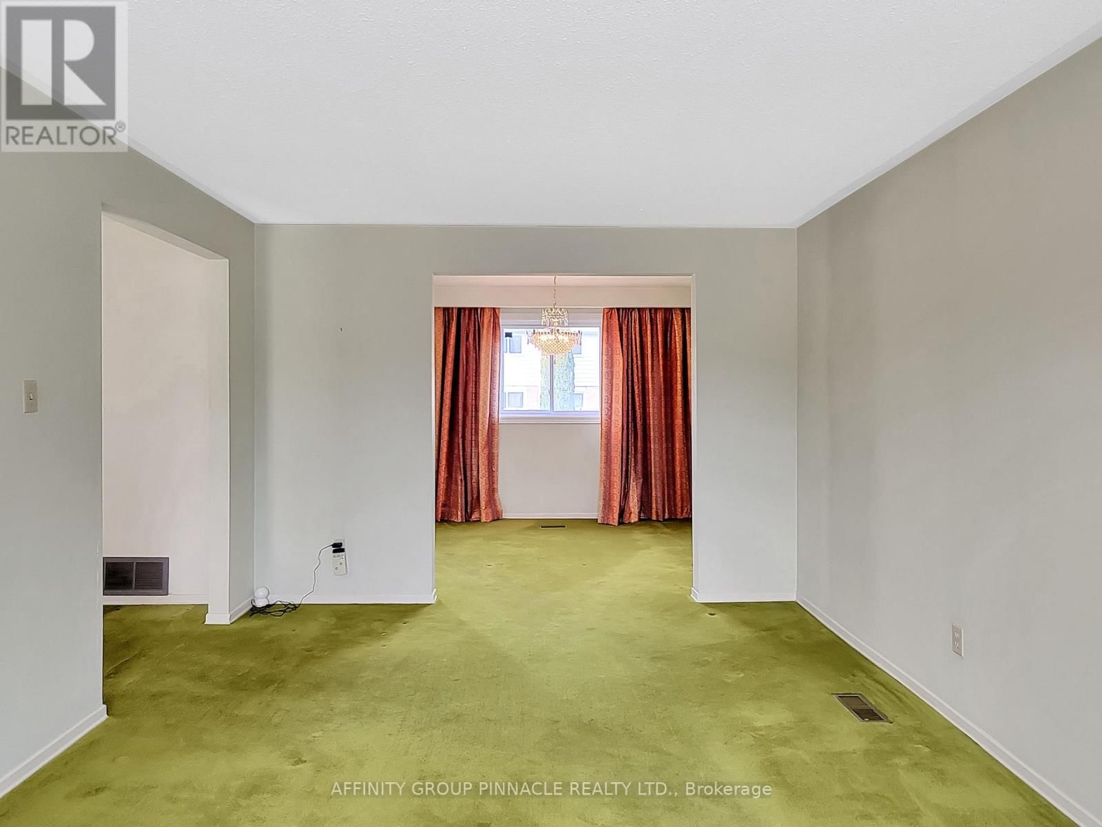 2338 DOROTHEA COURT Image 11