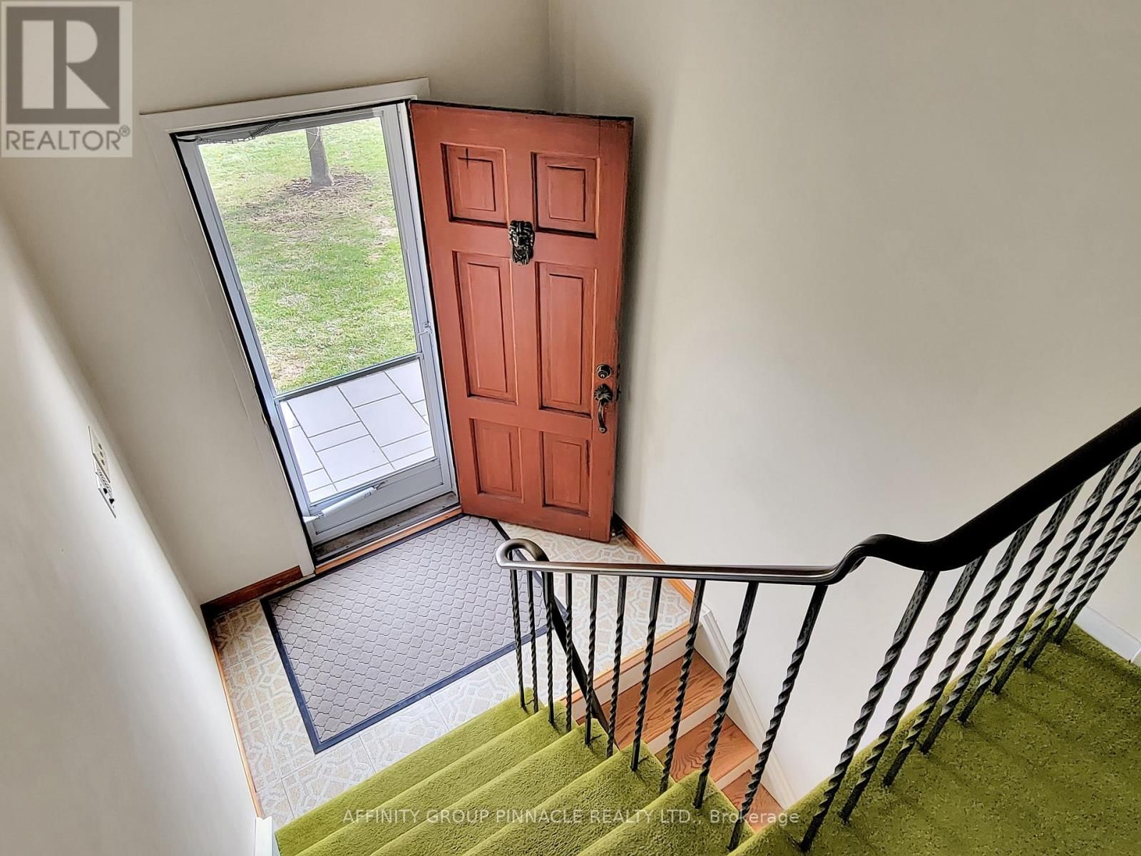 2338 DOROTHEA COURT Image 23