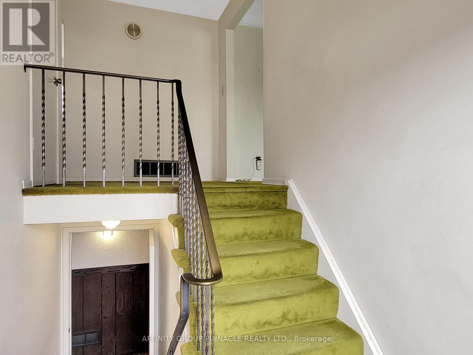 2338 DOROTHEA COURT Image 6