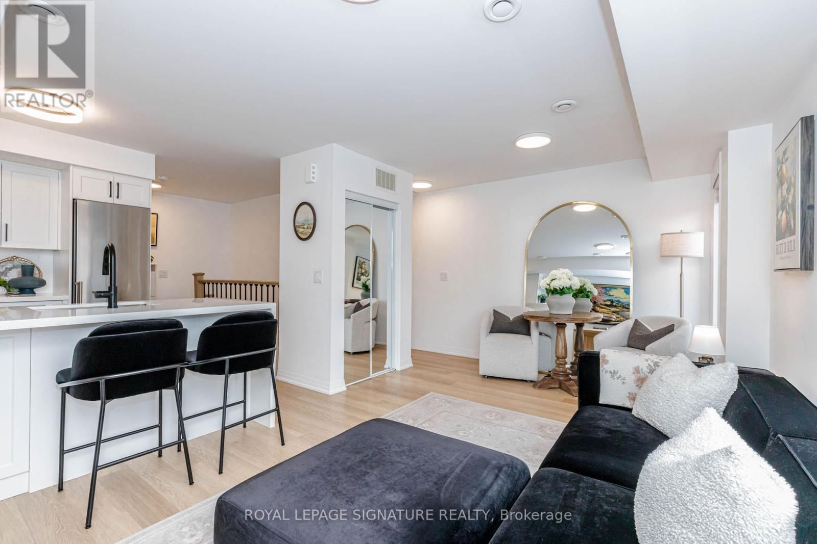 3 - 171 WILLIAM DUNCAN ROAD Image 1