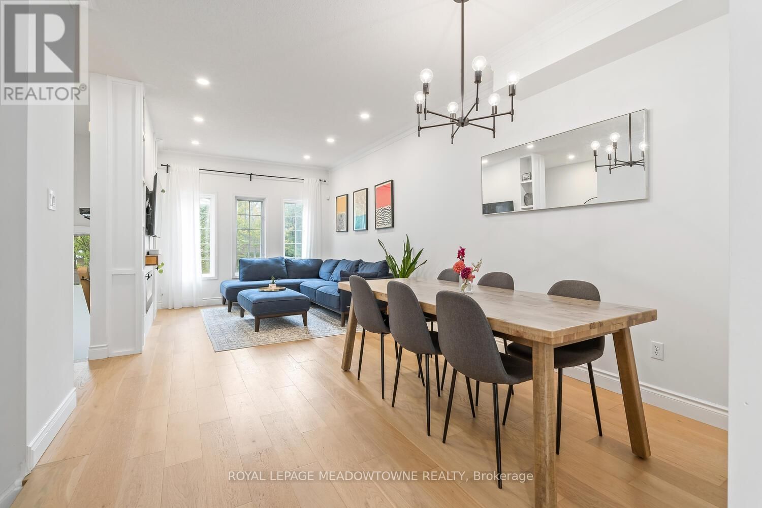 139 HARBOURVIEW CRESCENT Image 11