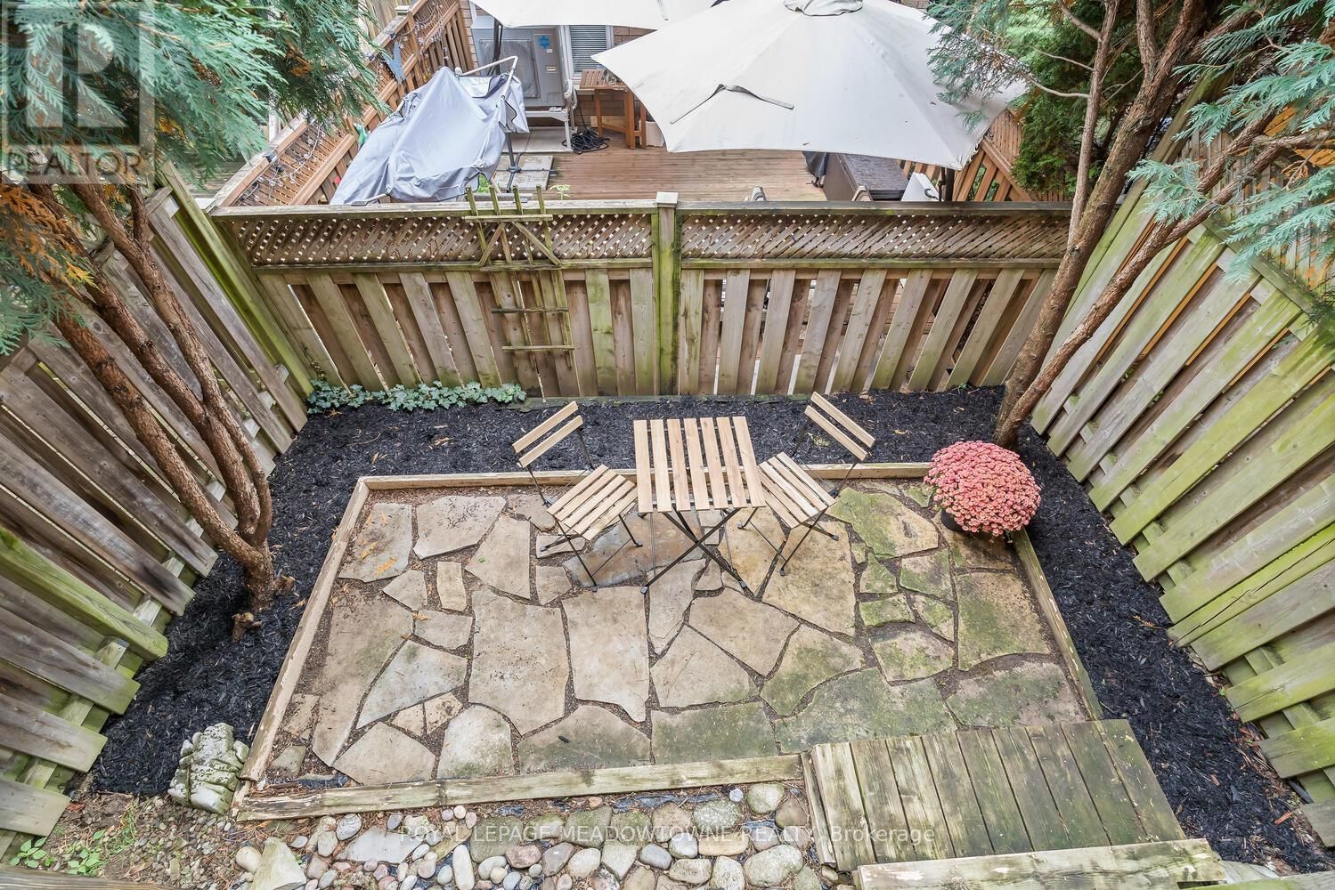 139 HARBOURVIEW CRESCENT Image 36