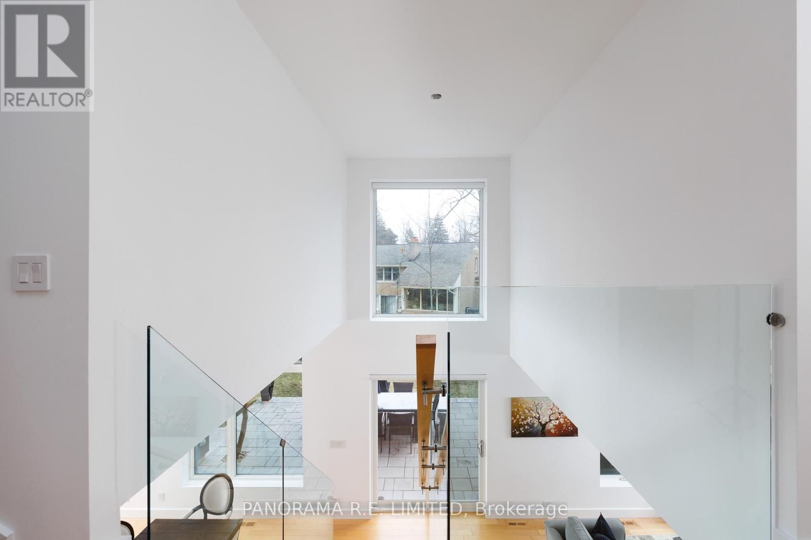 8 GREENFORD ROAD Image 25