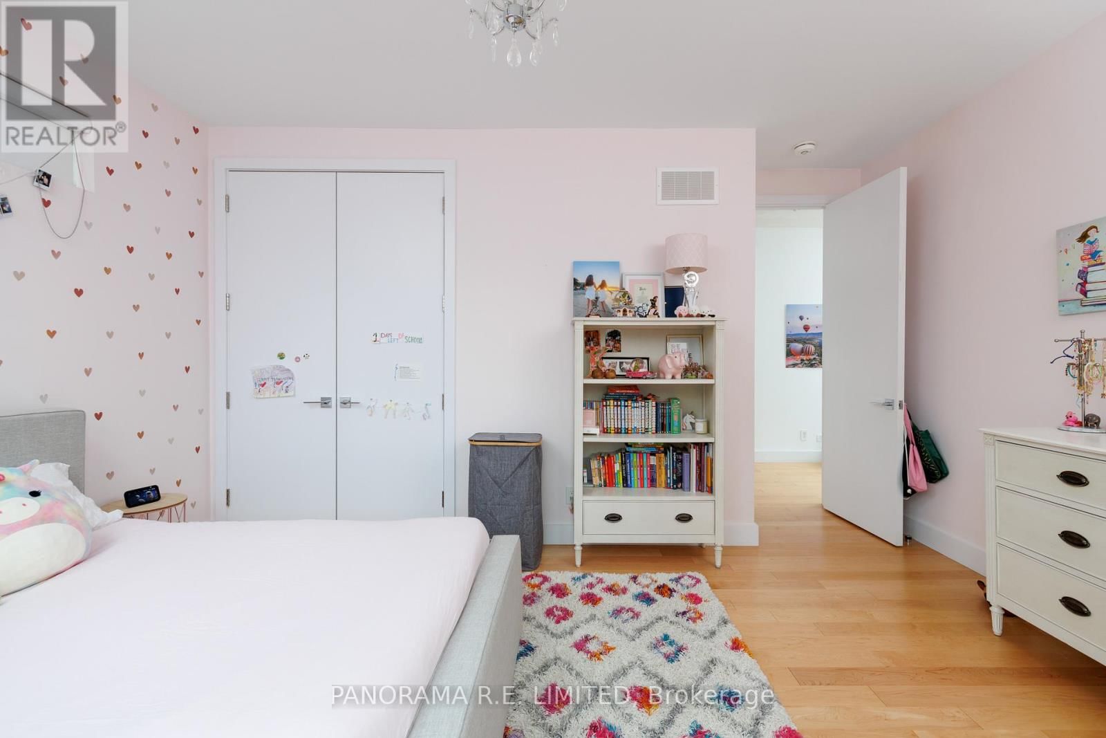 8 GREENFORD ROAD Image 39