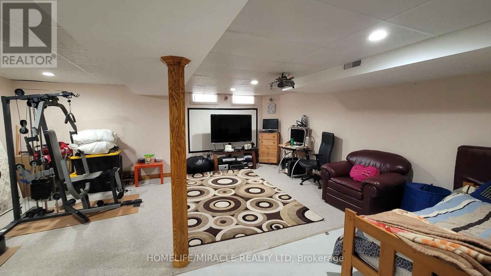 144 SANDYSHORES DRIVE WEST Image 31