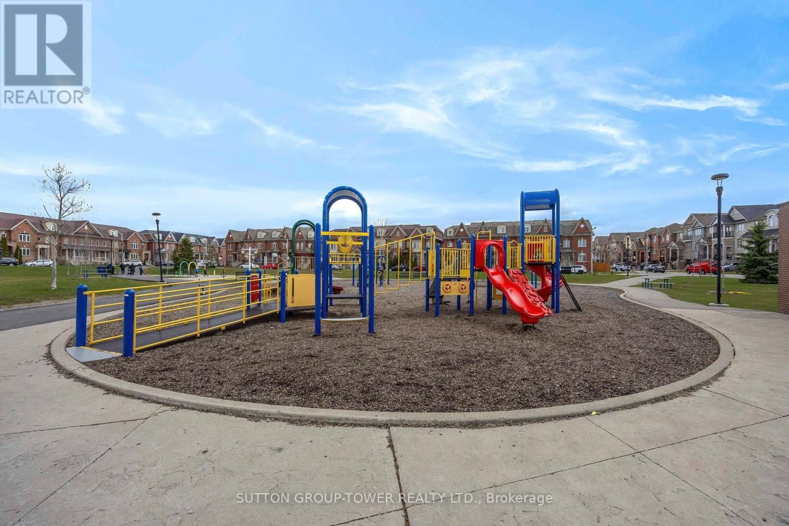 1901 - 3077 WESTON ROAD Image 33