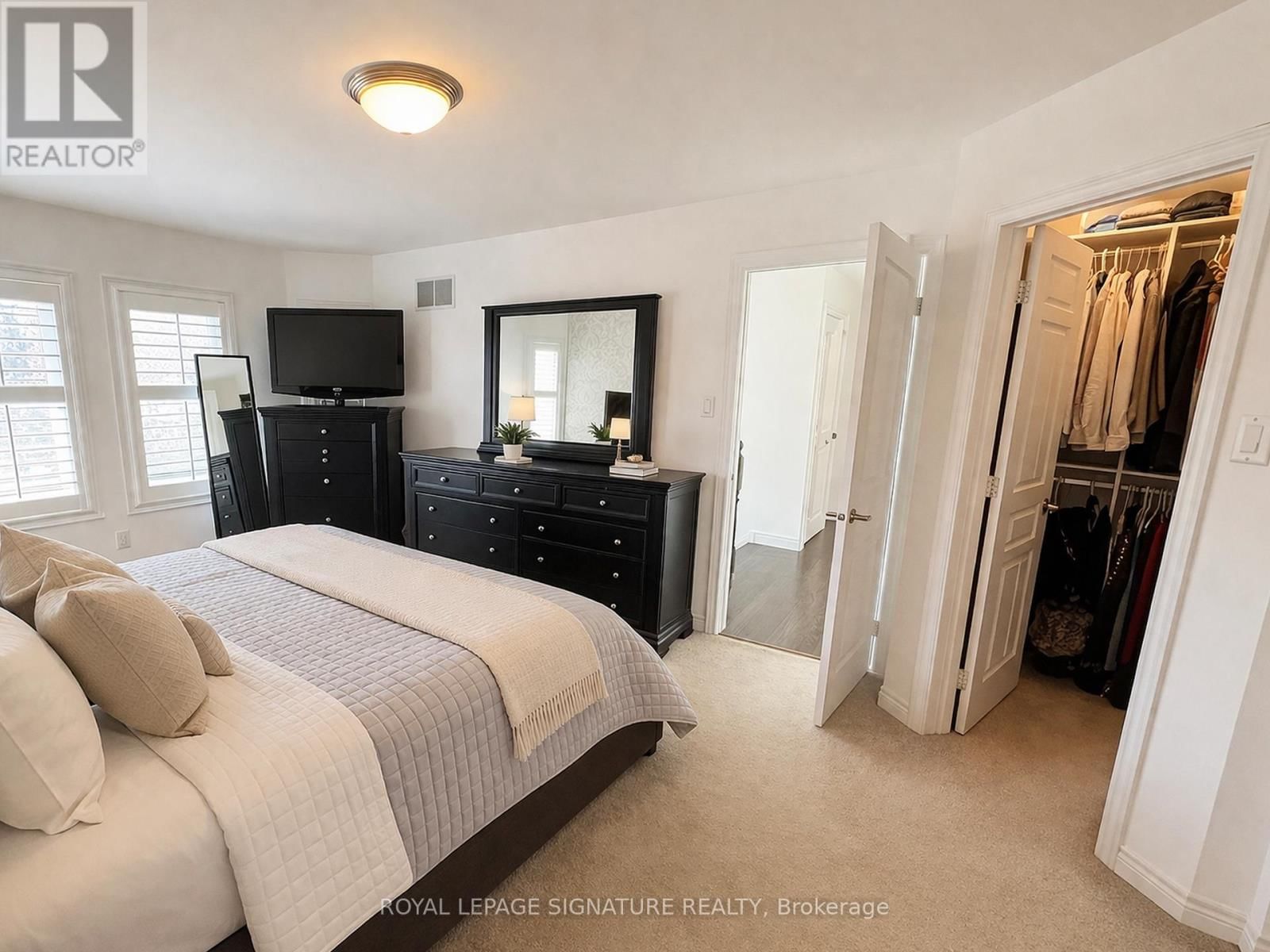 1 GRANITE COURT Image 15