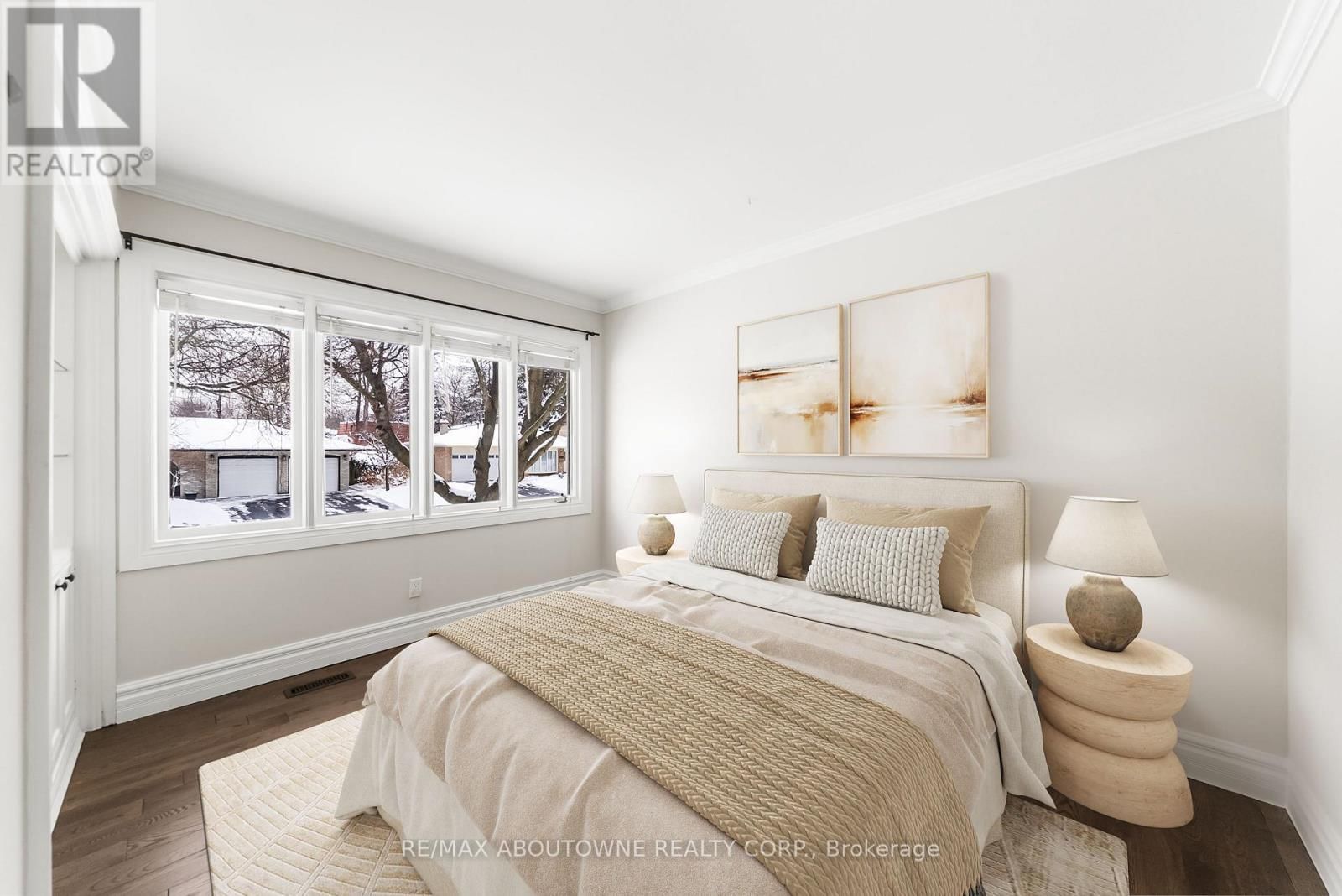 407 CANTERBURY CRESCENT Image 12