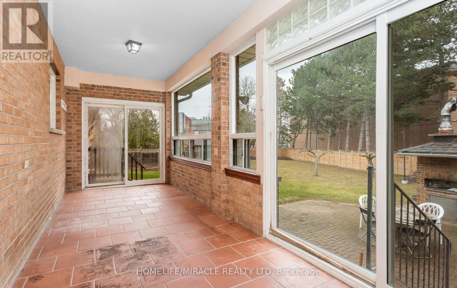 85 HARLOW CRESCENT Image 47