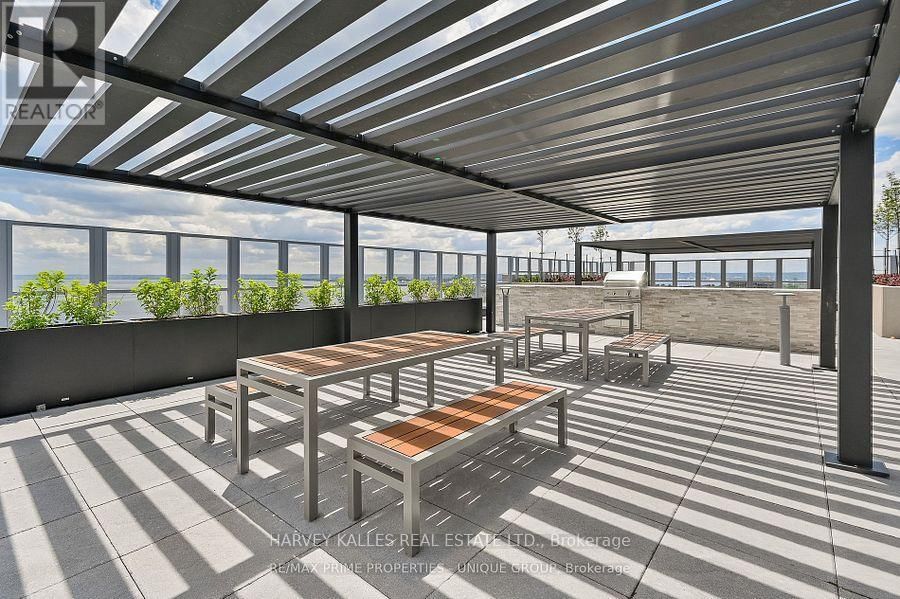 501 - 2025 MARIA STREET Image 28