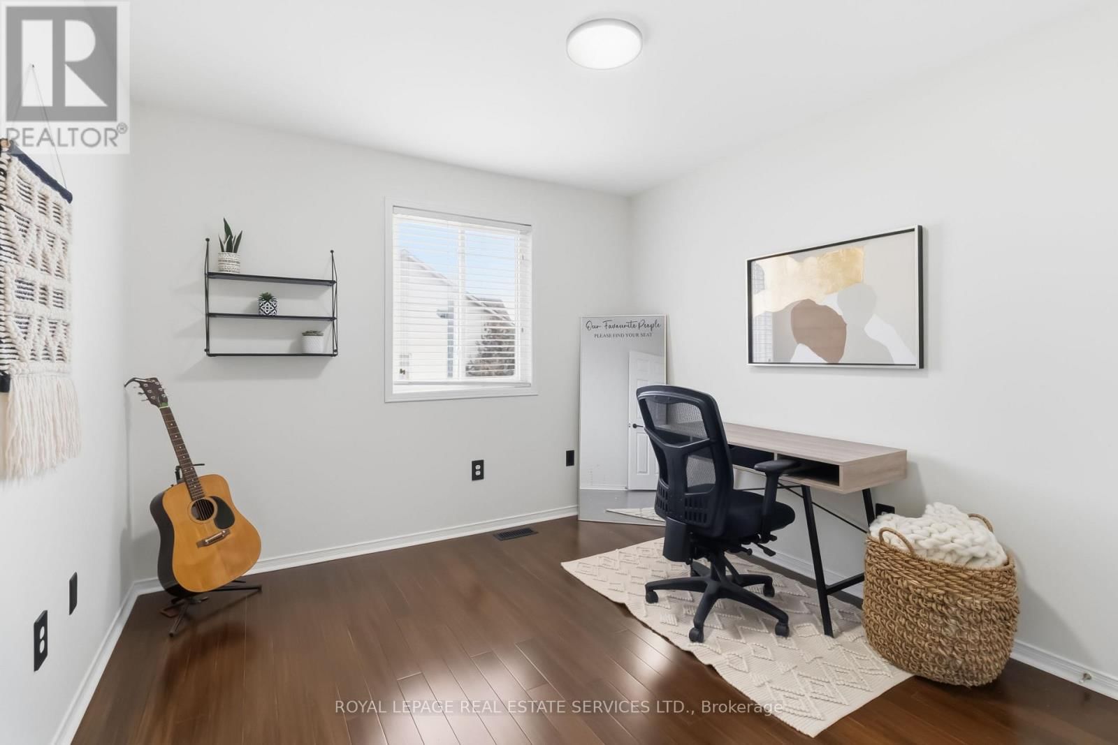 36 - 2189 POSTMASTER DRIVE Image 25