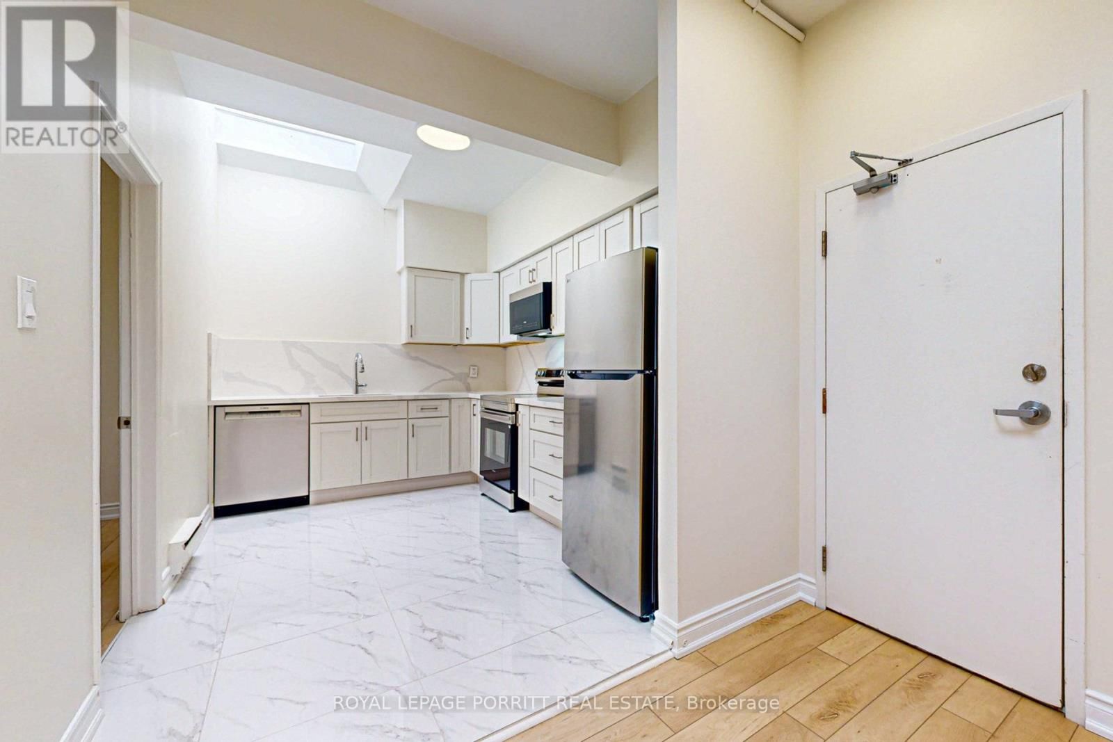 2 - 3519 LAKE SHORE BOULEVARD WEST Image 5