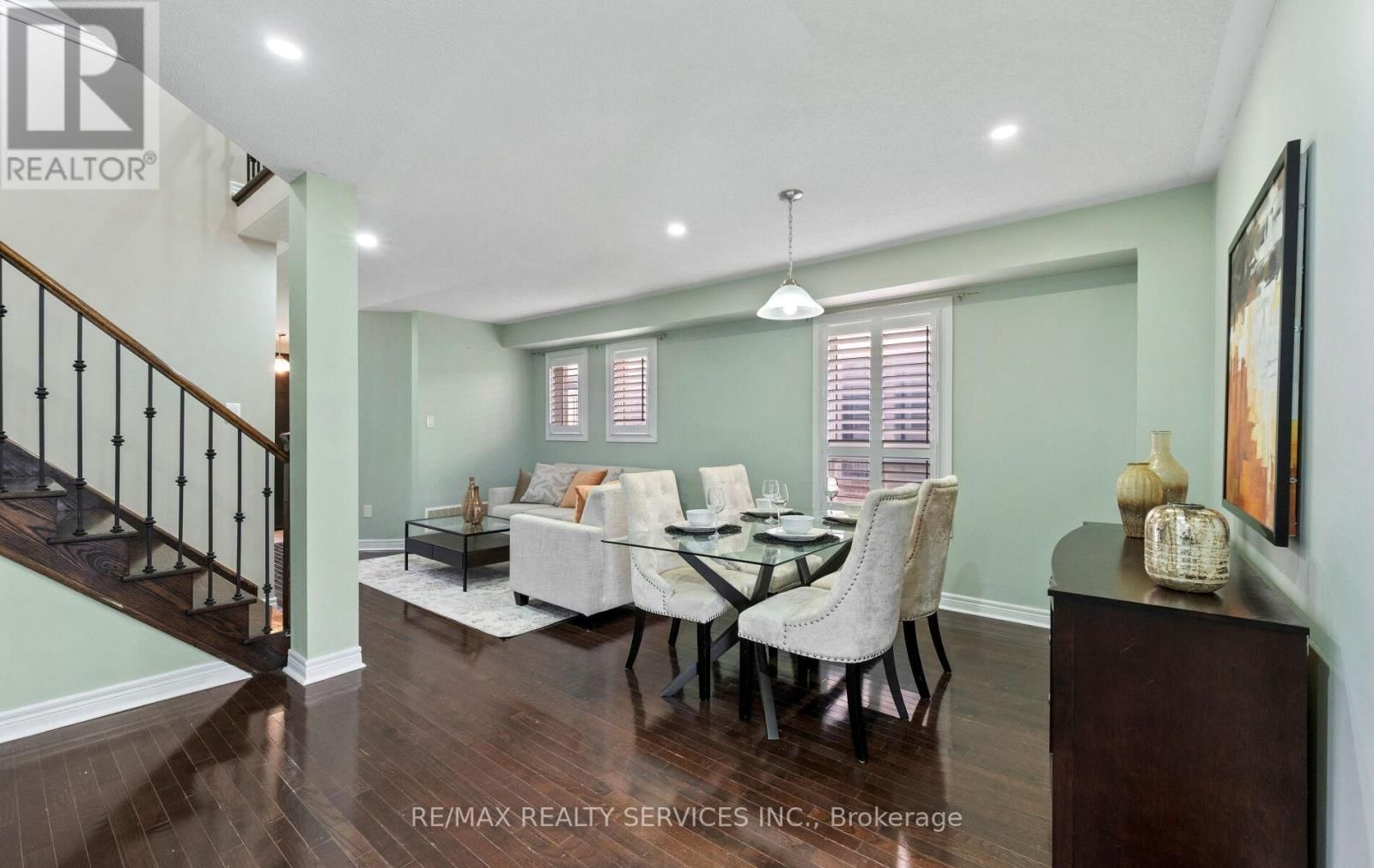 5 THORNBUSH BOULEVARD Image 11