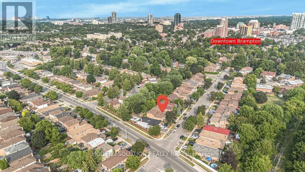 142 MILL STREET NORTH Image 22