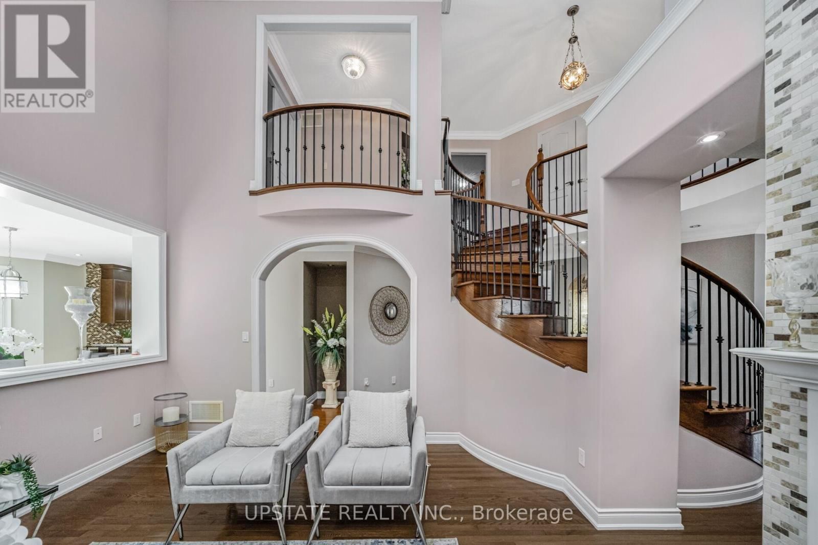 24 HAYWOOD DRIVE Image 12