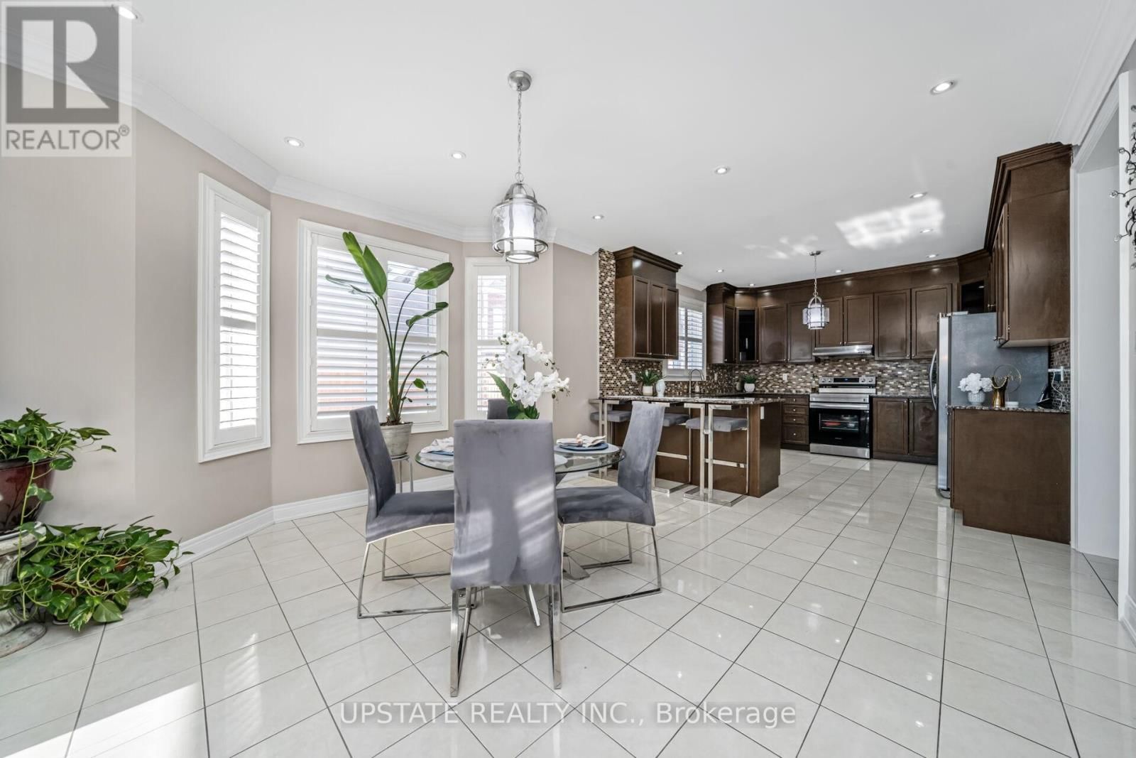 24 HAYWOOD DRIVE Image 17