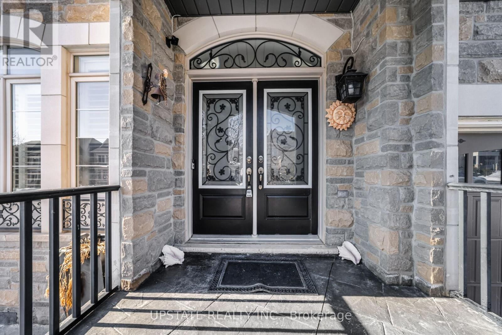 24 HAYWOOD DRIVE Image 2