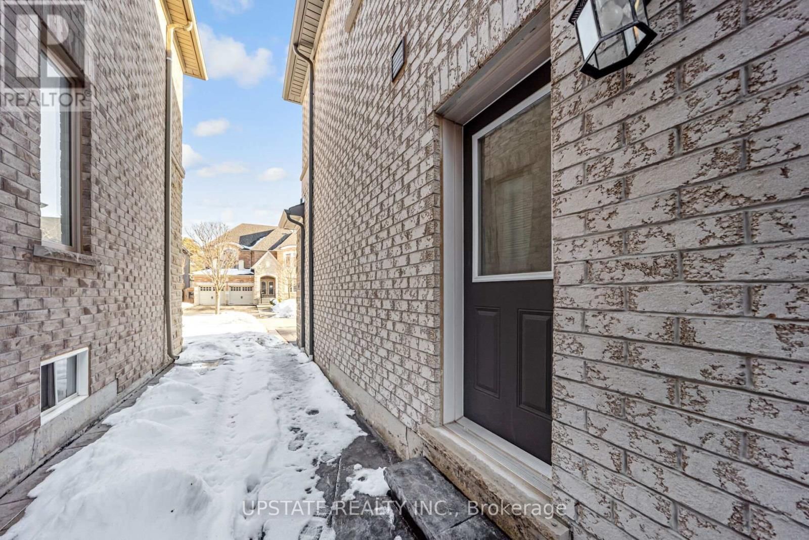 24 HAYWOOD DRIVE Image 41