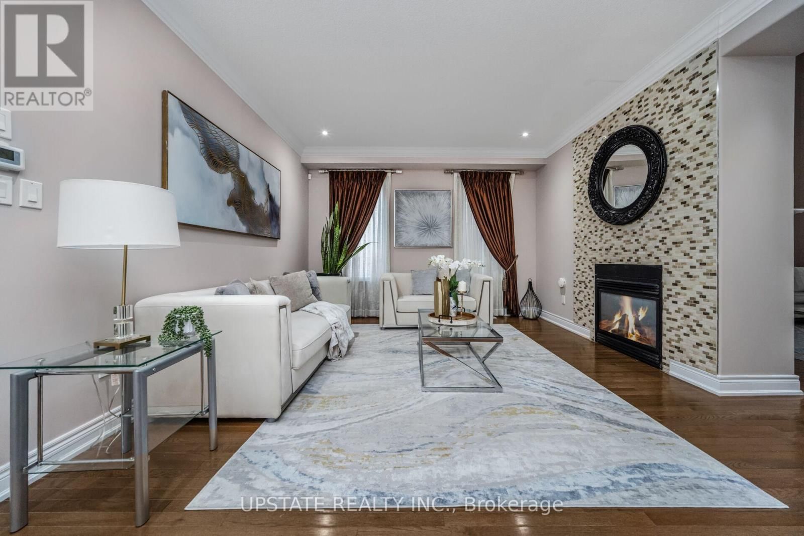 24 HAYWOOD DRIVE Image 5